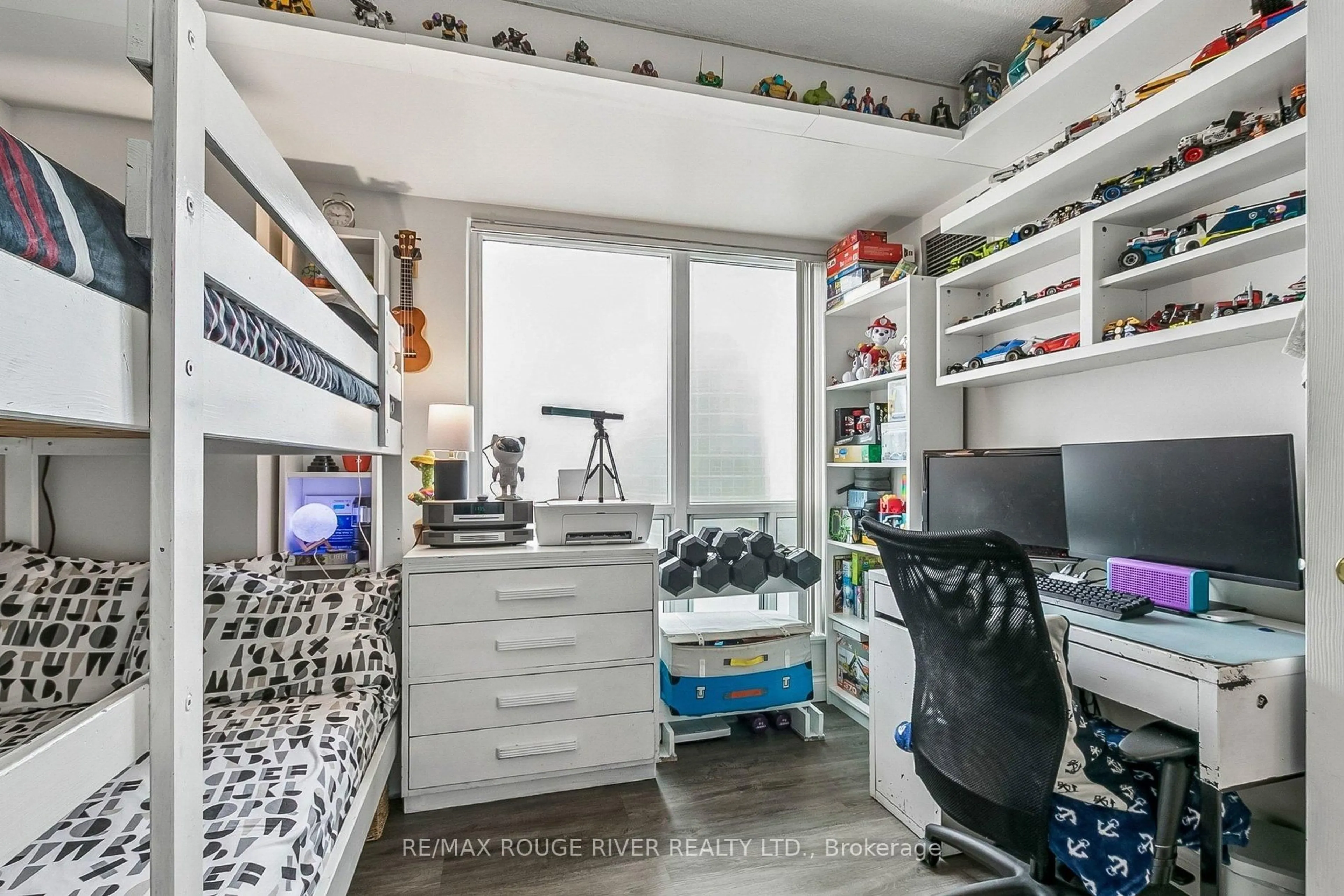 Unknown for 11 Lee Centre Dr #1203, Toronto Ontario M1H 3J5