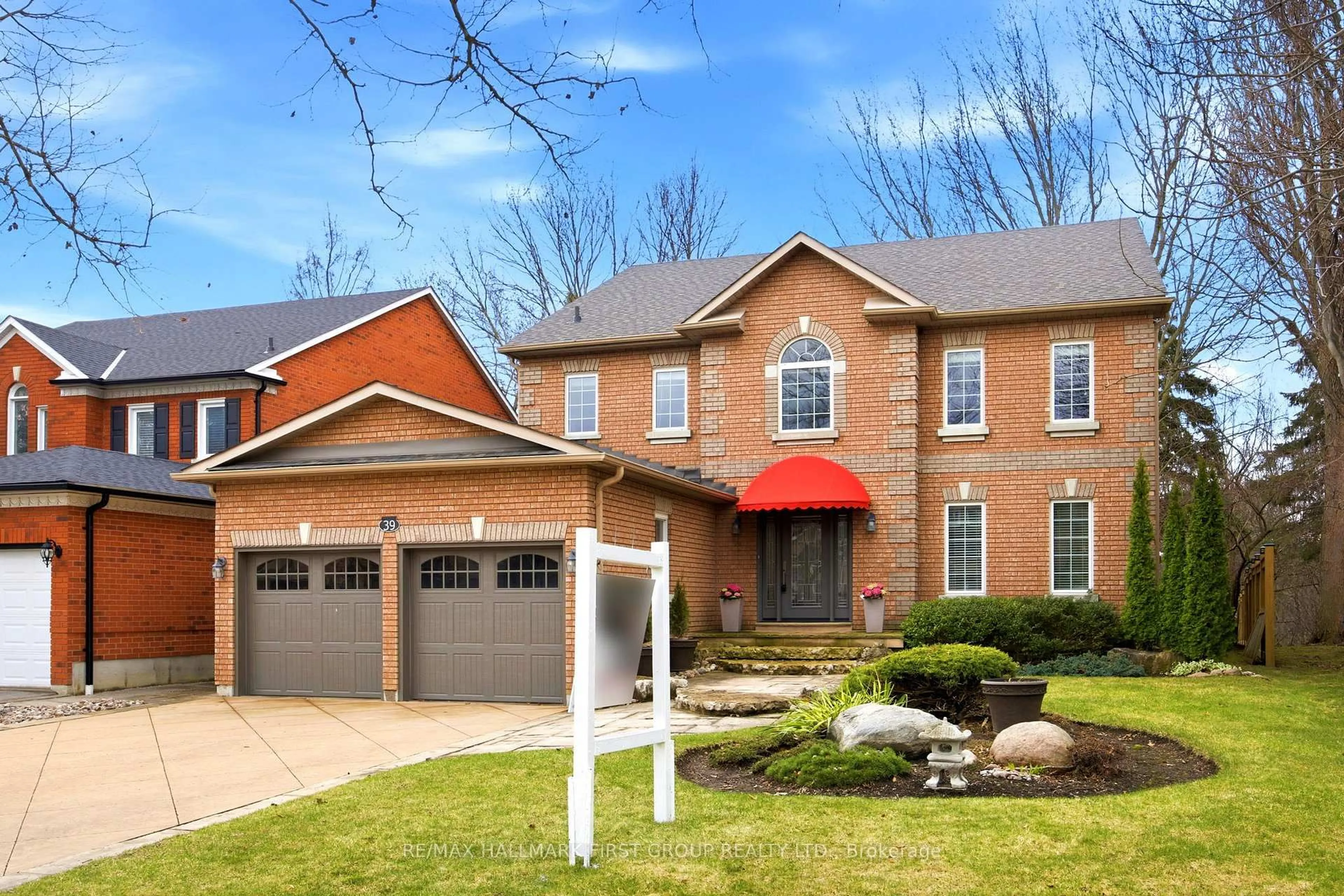 Unknown for 39 Kennett Dr, Whitby Ontario L1P 1L5