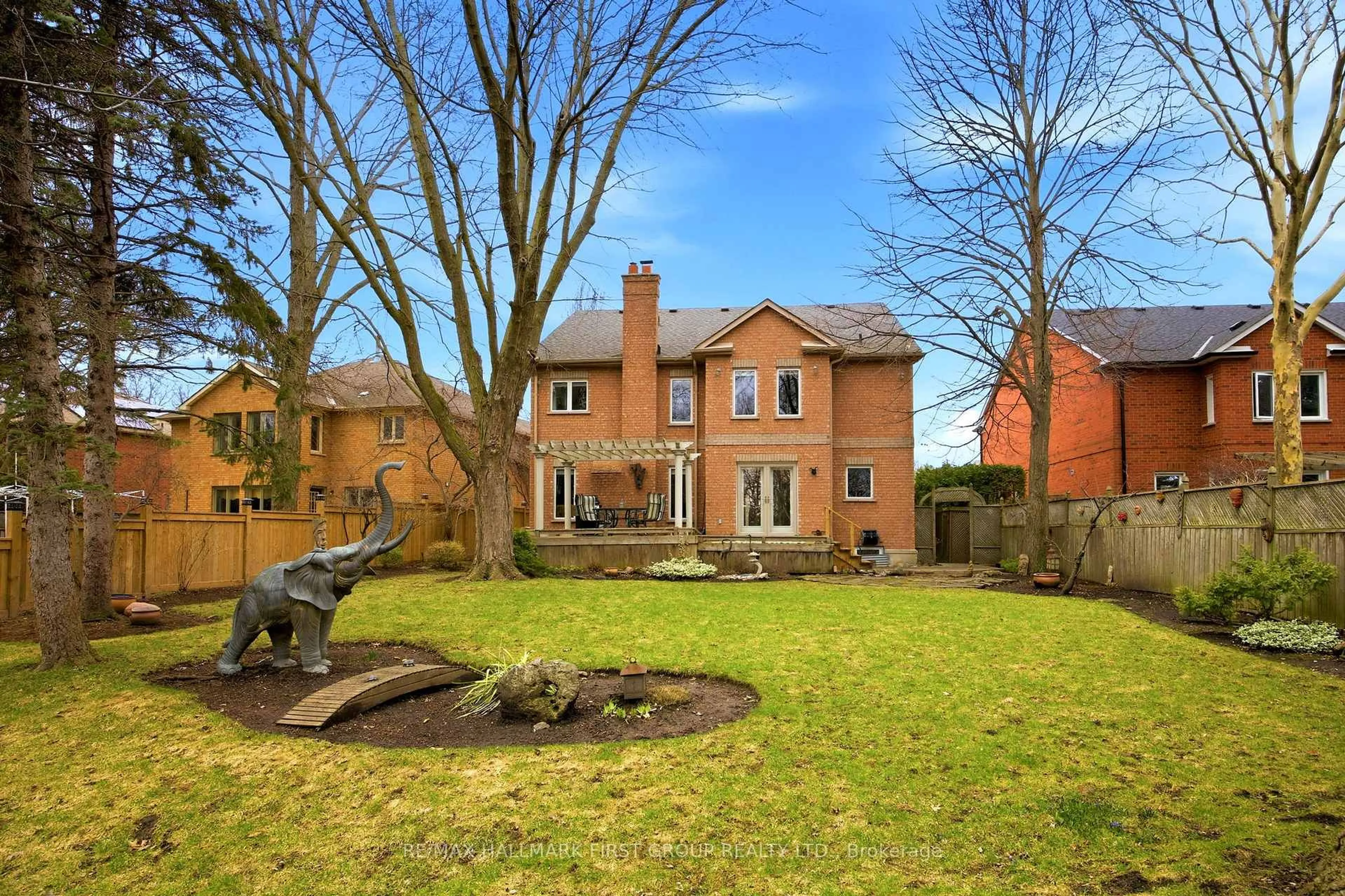 Unknown for 39 Kennett Dr, Whitby Ontario L1P 1L5