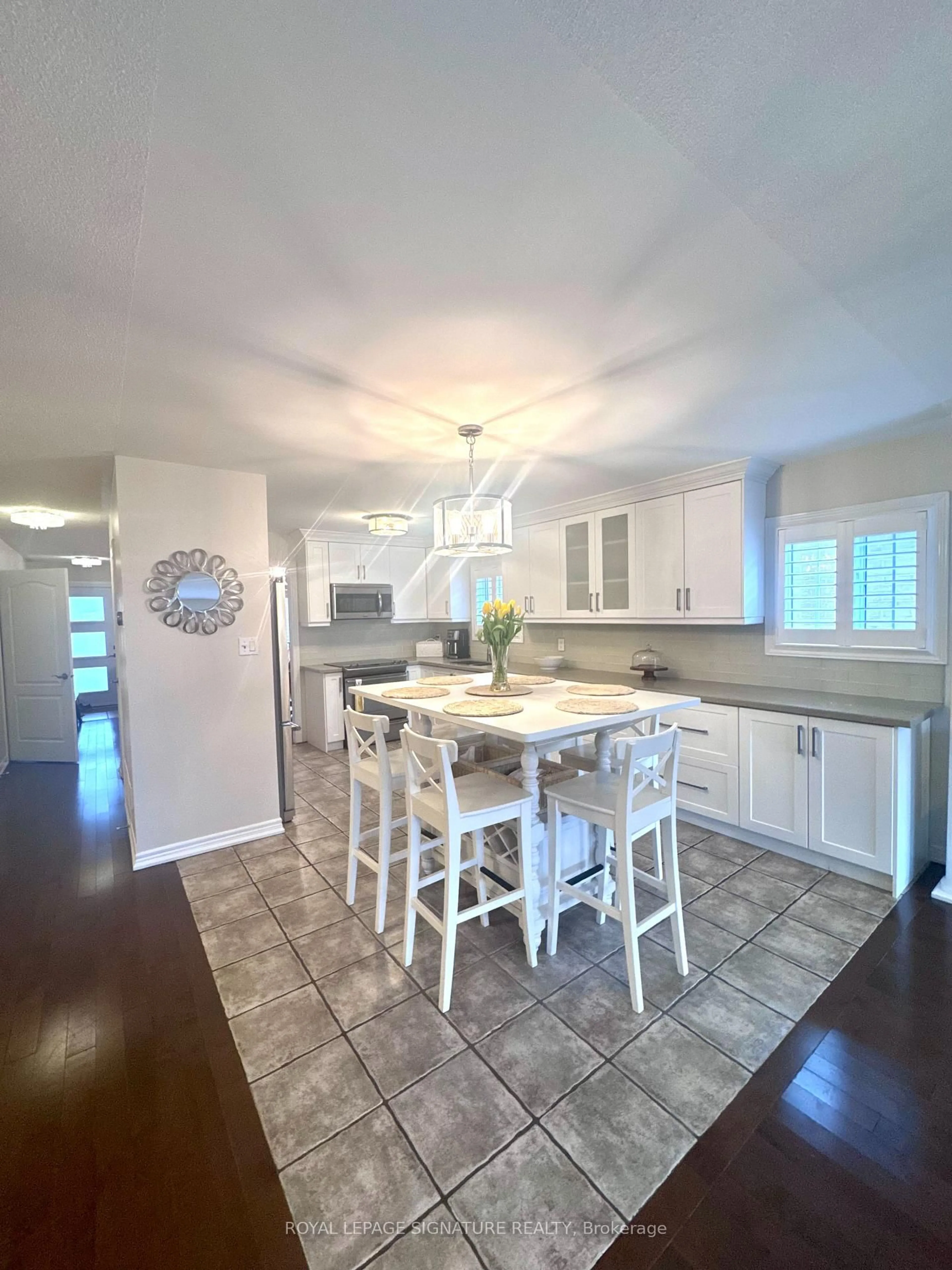 Open concept kitchen, unknown for 3 Underwood Dr, Whitby Ontario L1M 1H8