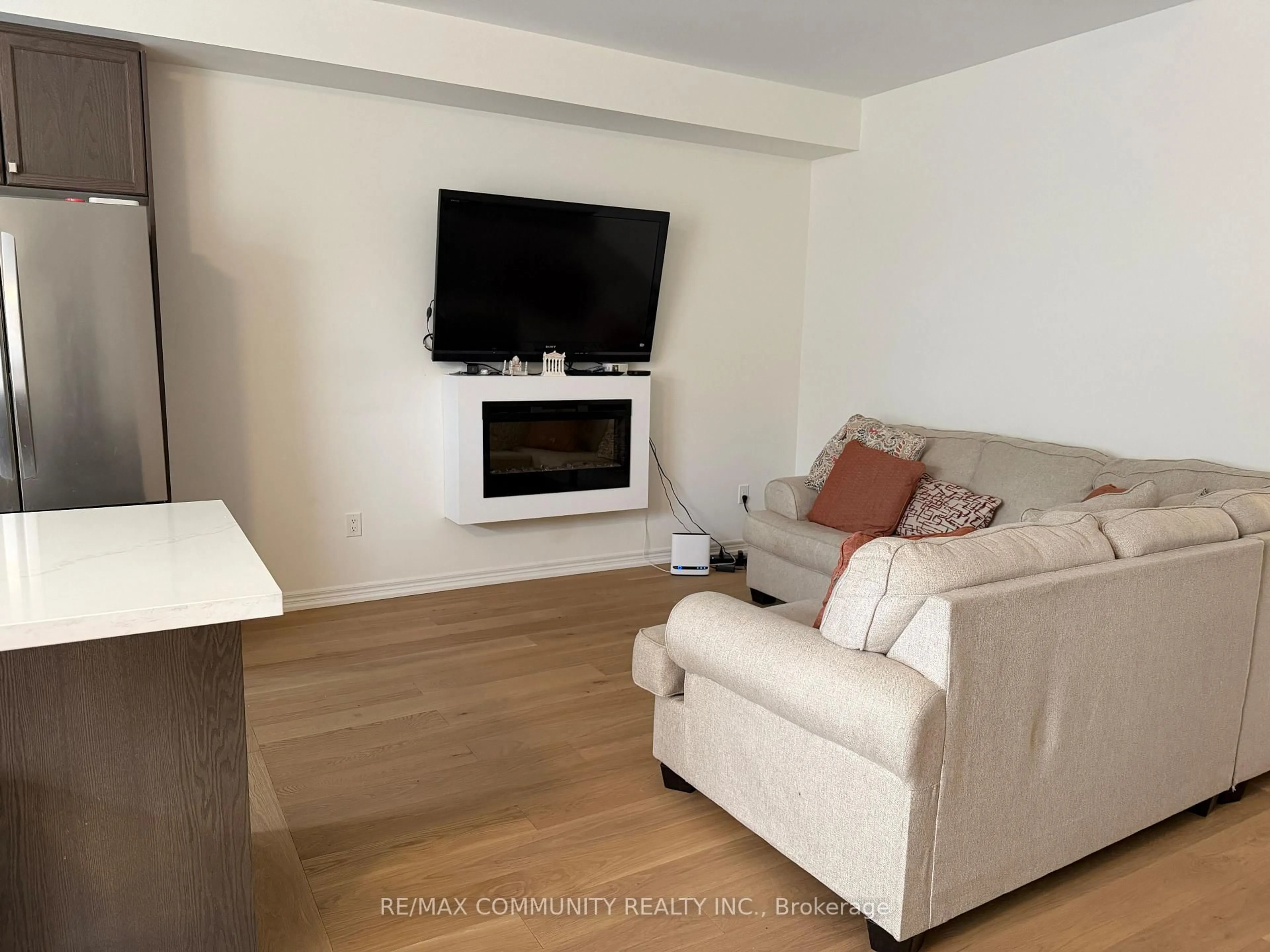 Living room with furniture, unknown for 2891 Albatross Way, Pickering Ontario L1X 0P6