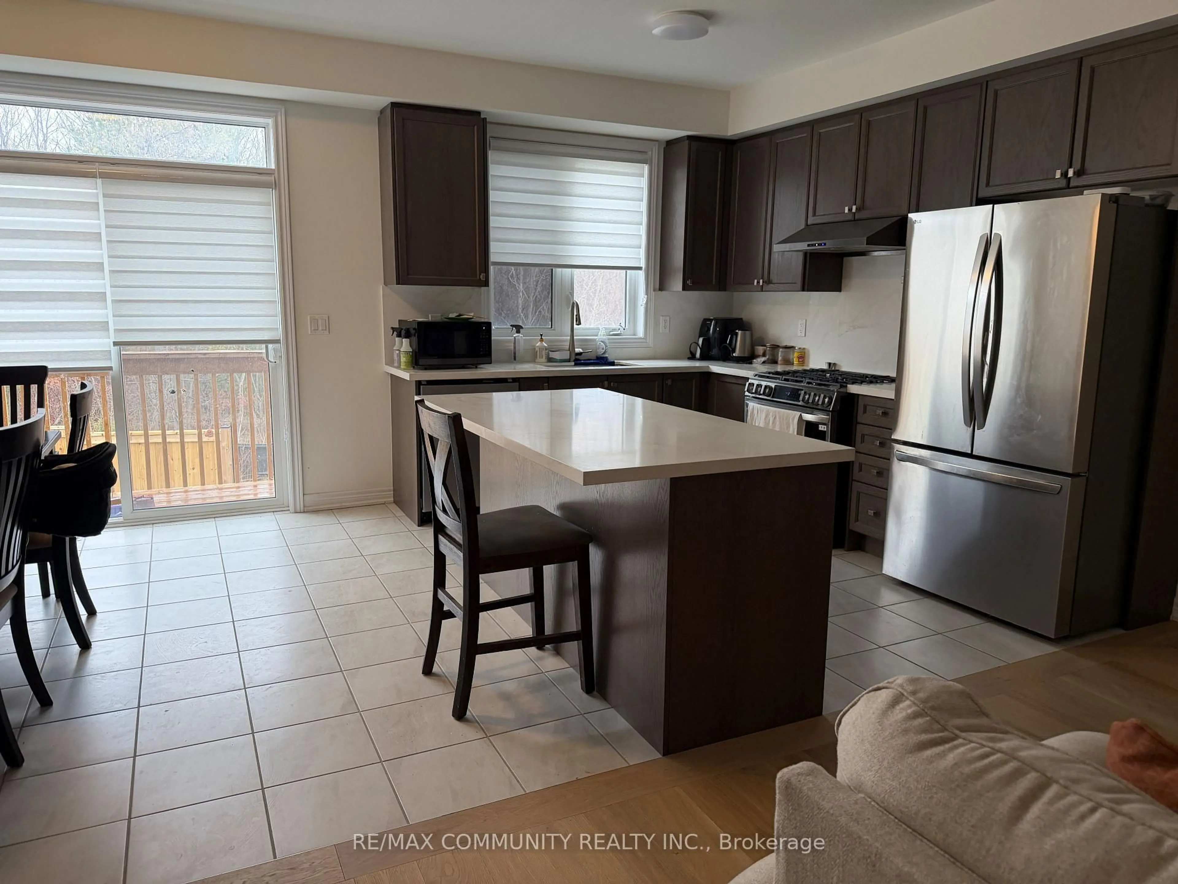 Unknown for 2891 Albatross Way, Pickering Ontario L1X 0P6