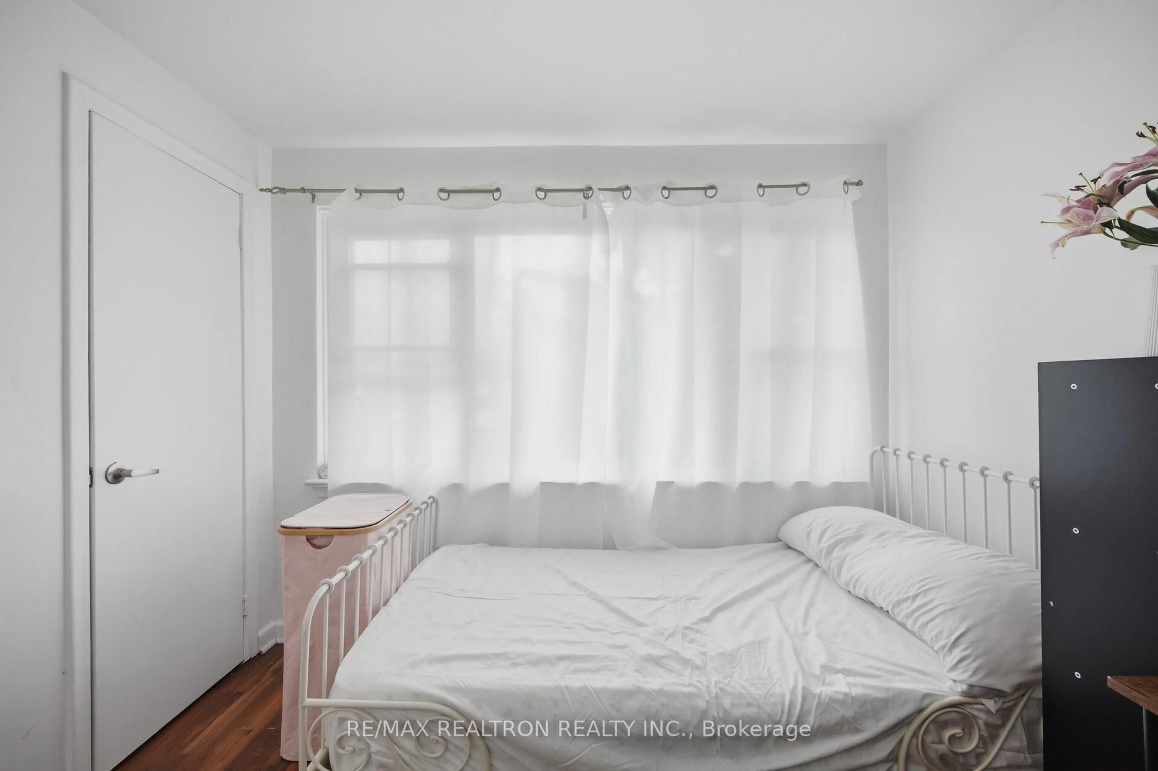 Bedroom with bed, unknown for 87 Overture Rd, Toronto Ontario M1E 2W3