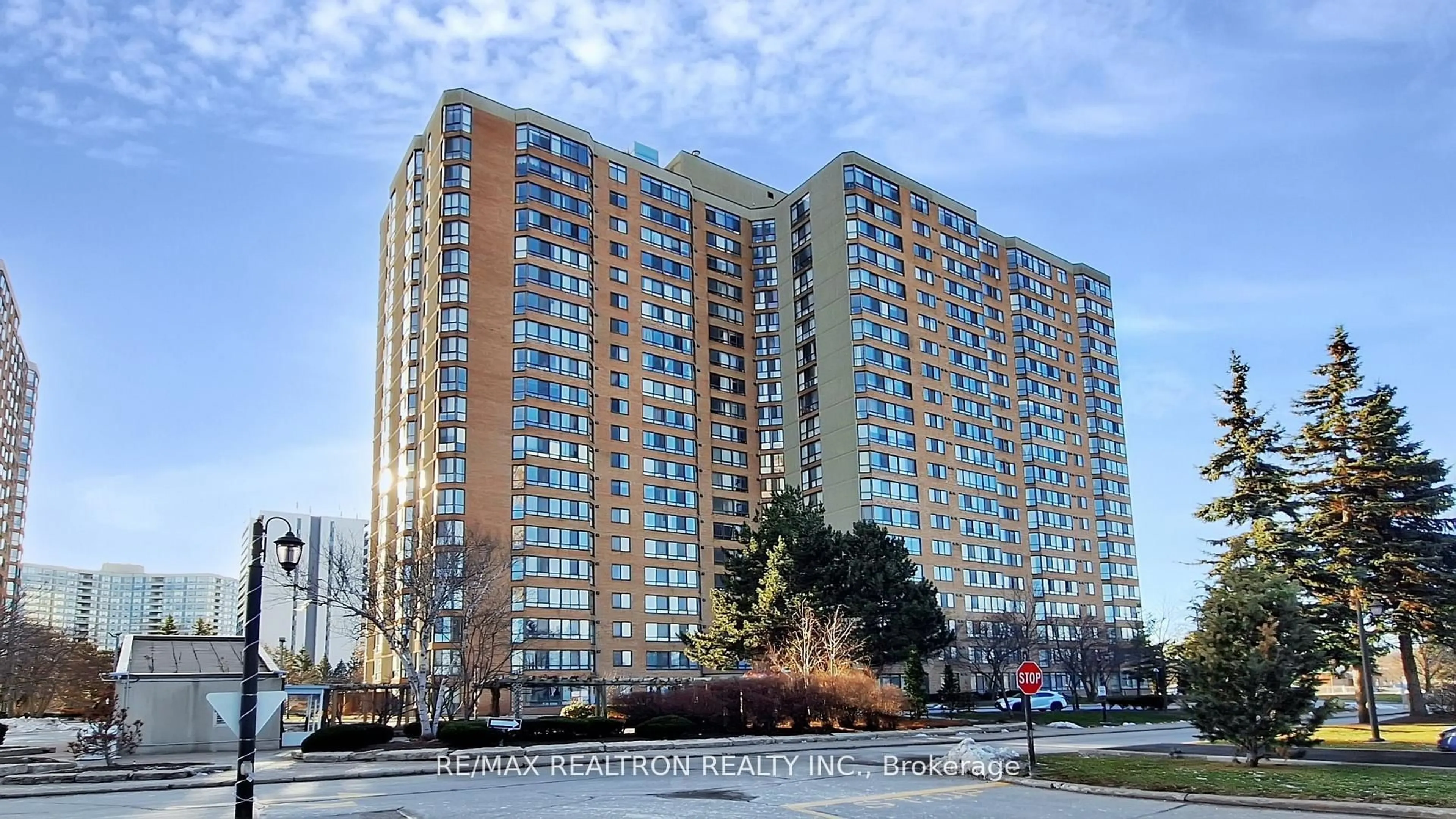 Unknown for 55 Bamburgh Circ #2008, Toronto Ontario M1W 3V4