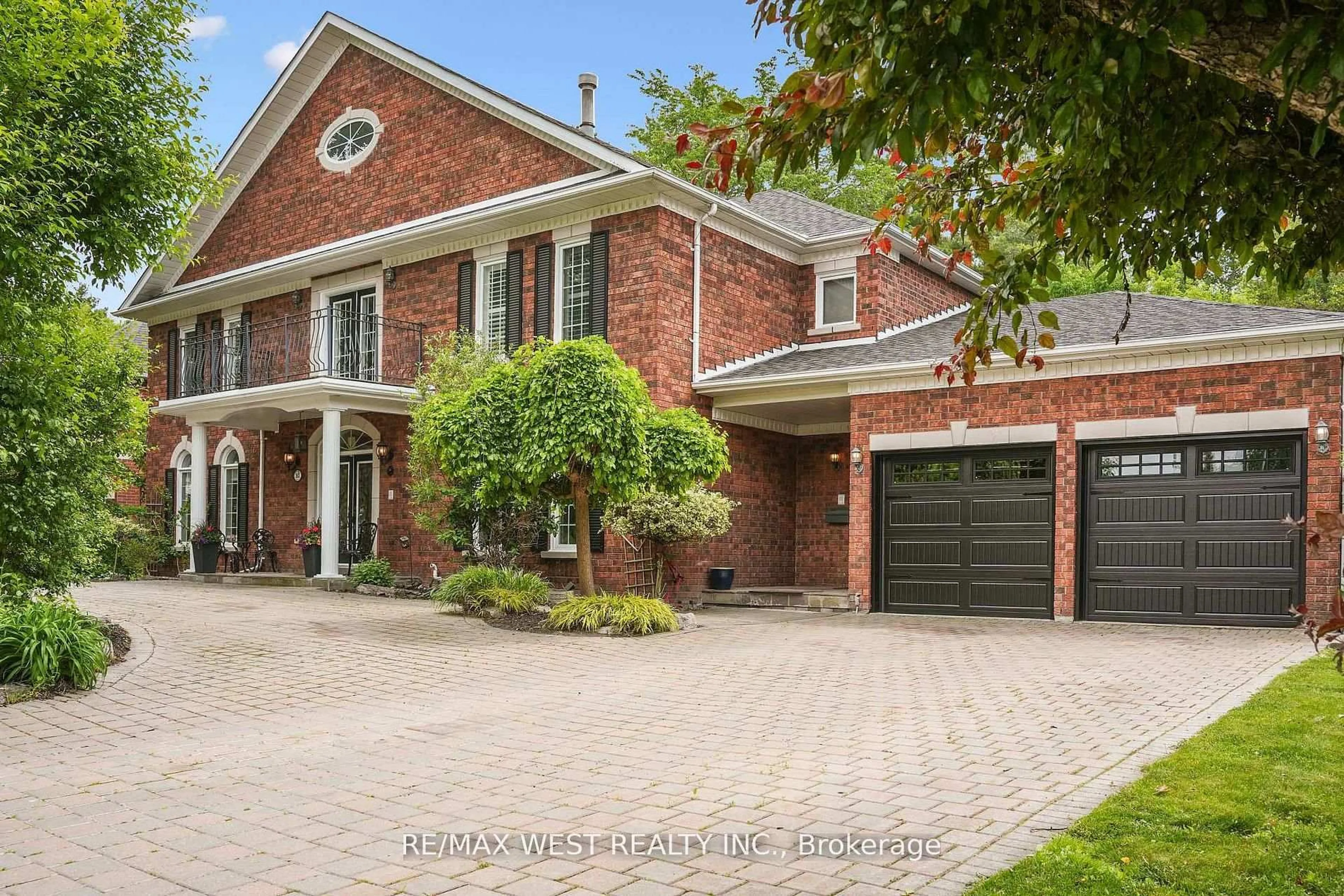 Home with brick exterior material, street for 81 Woodview Dr, Pickering Ontario L1V 1L1