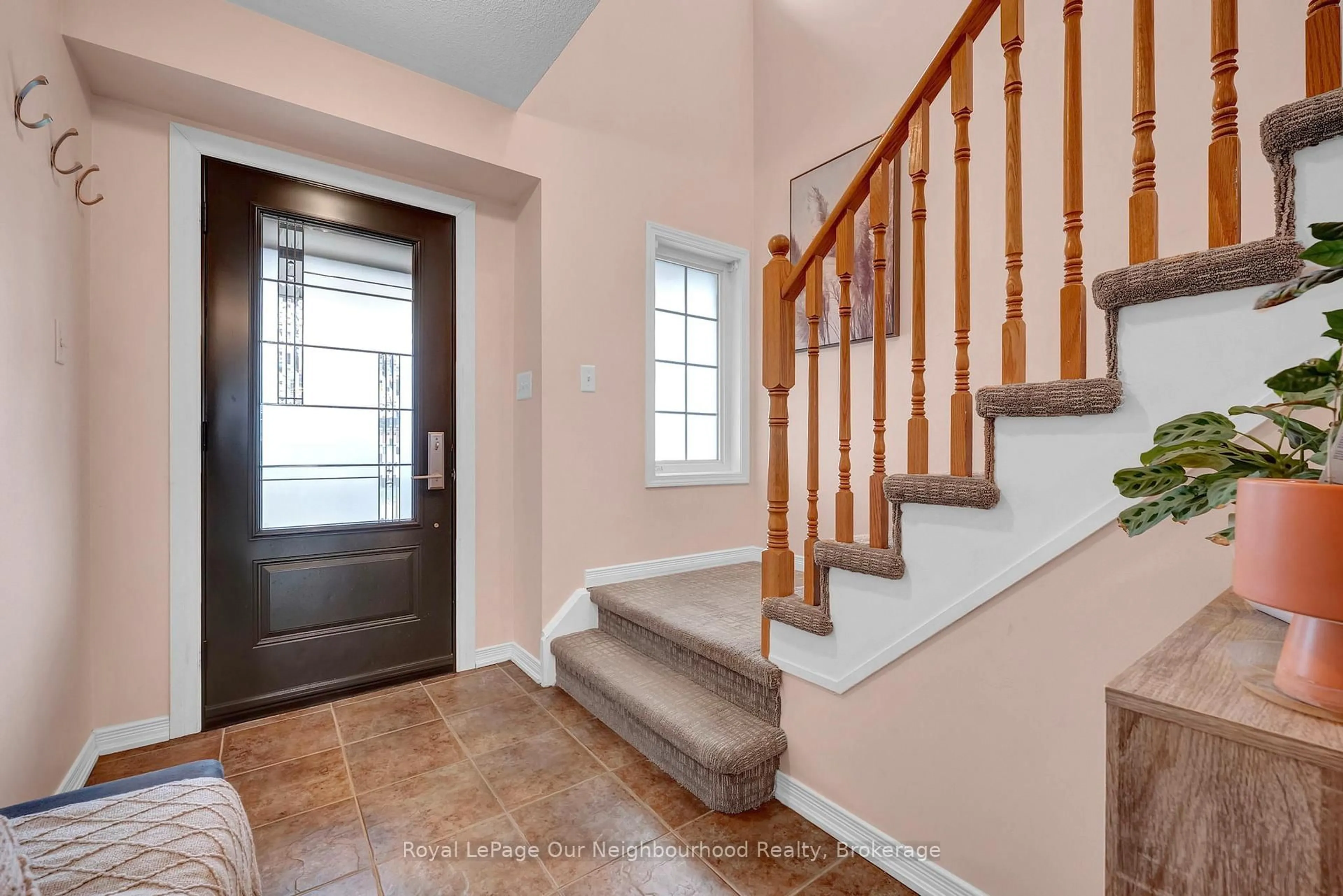 Indoor entryway for 84 Swindells St, Clarington Ontario L1C 0C8