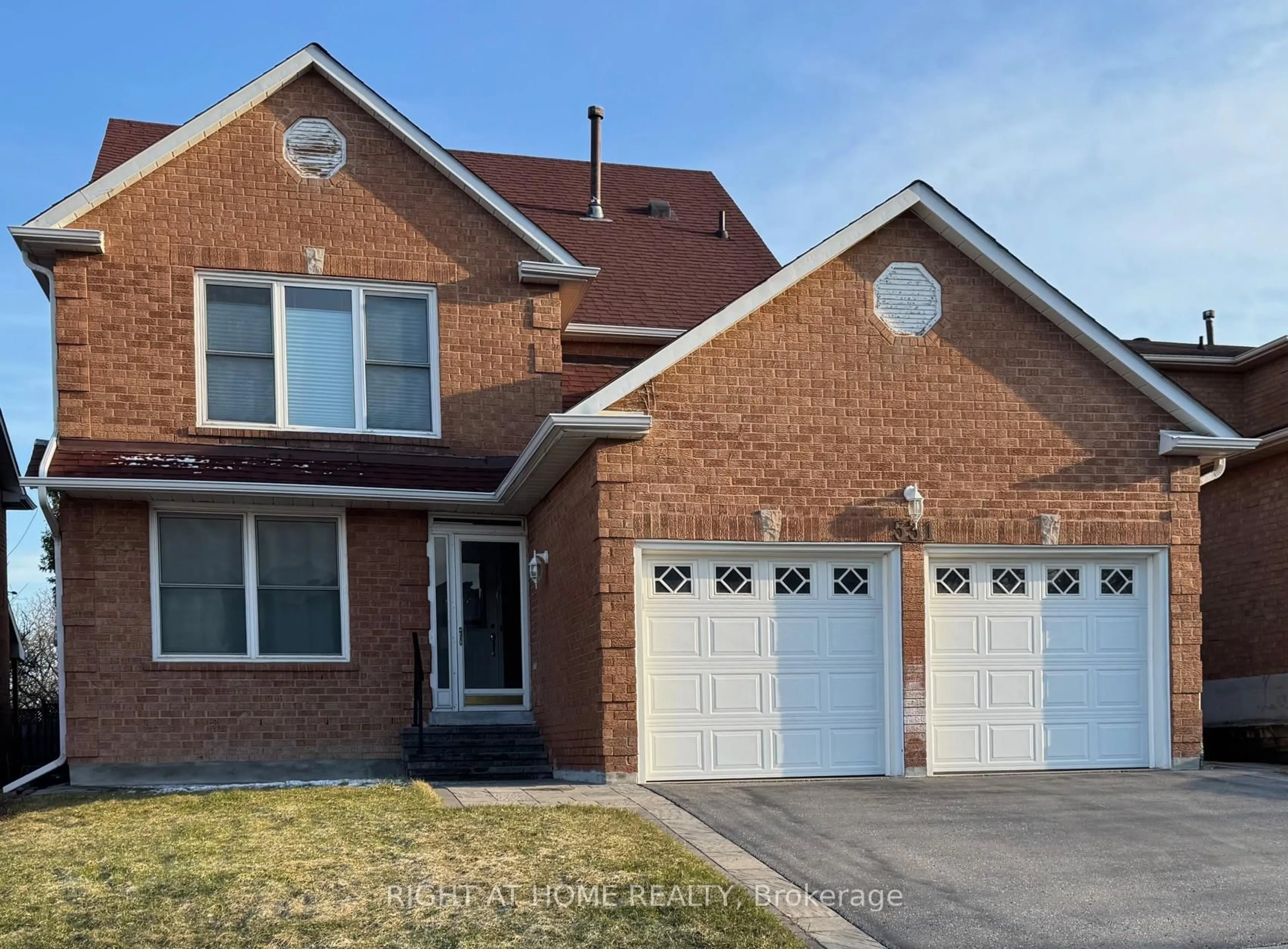 Home with brick exterior material, street for 531 Steeple Hill, Pickering Ontario L1V 5Z6