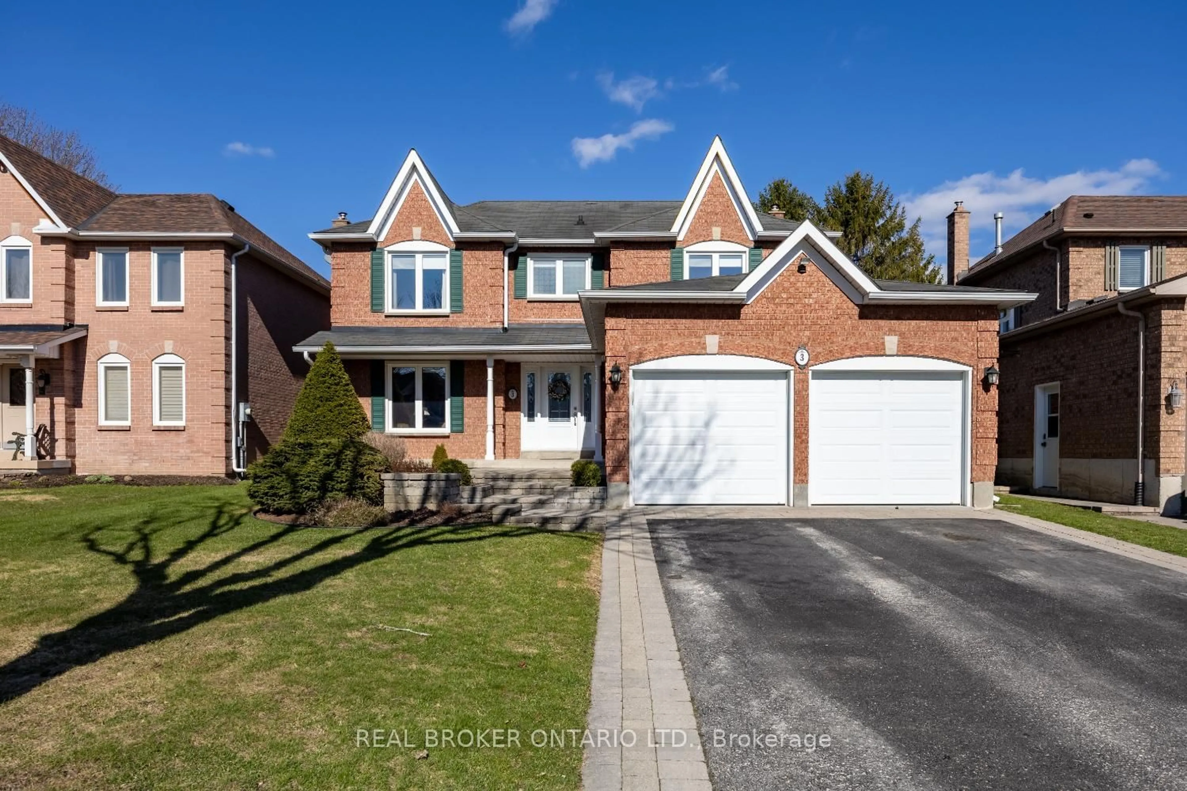 Home with brick exterior material, street for 3 Remi Crt, Clarington Ontario L1B 1J1