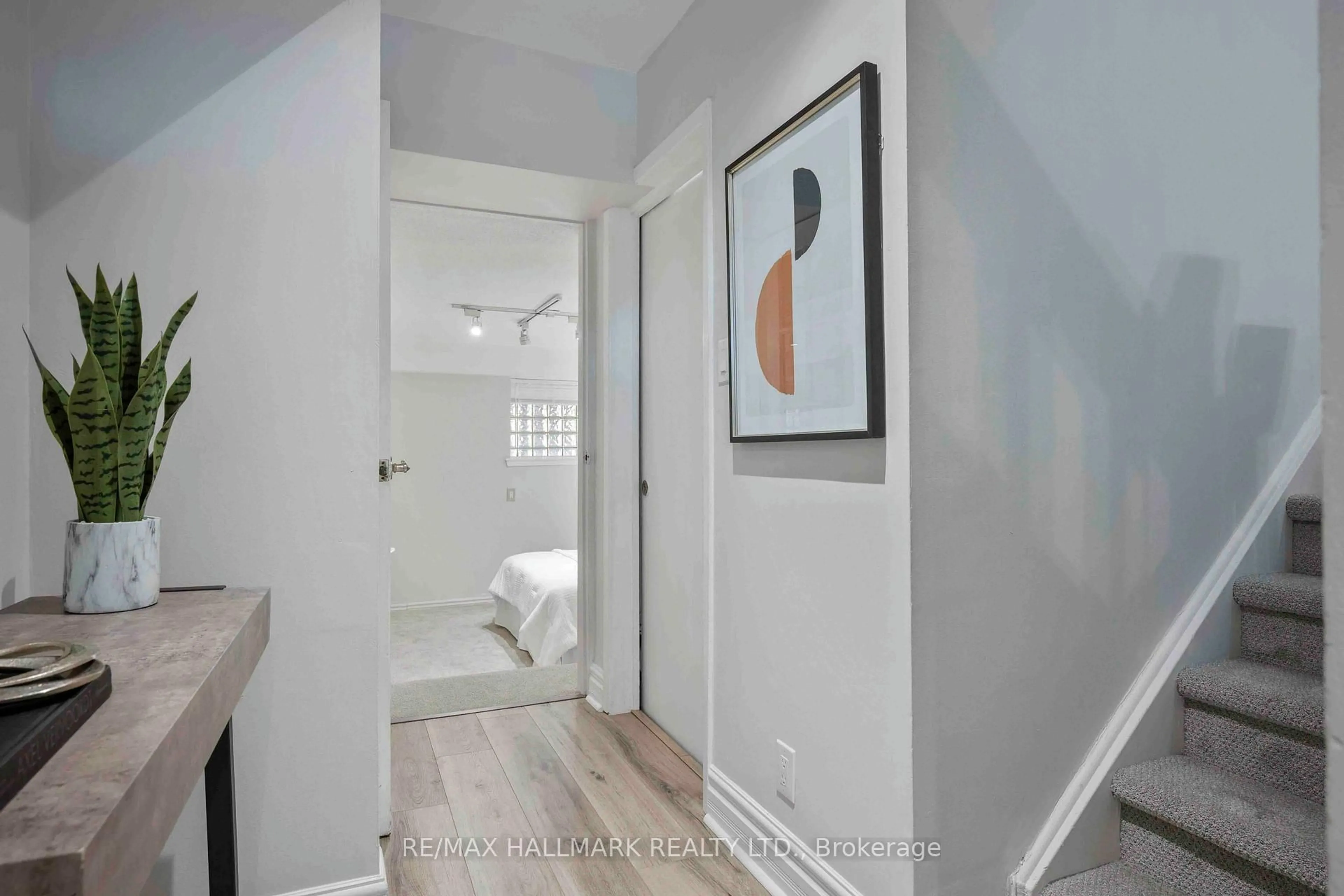 Indoor entryway for 455 Broadview Ave, Toronto Ontario M4K 2N3