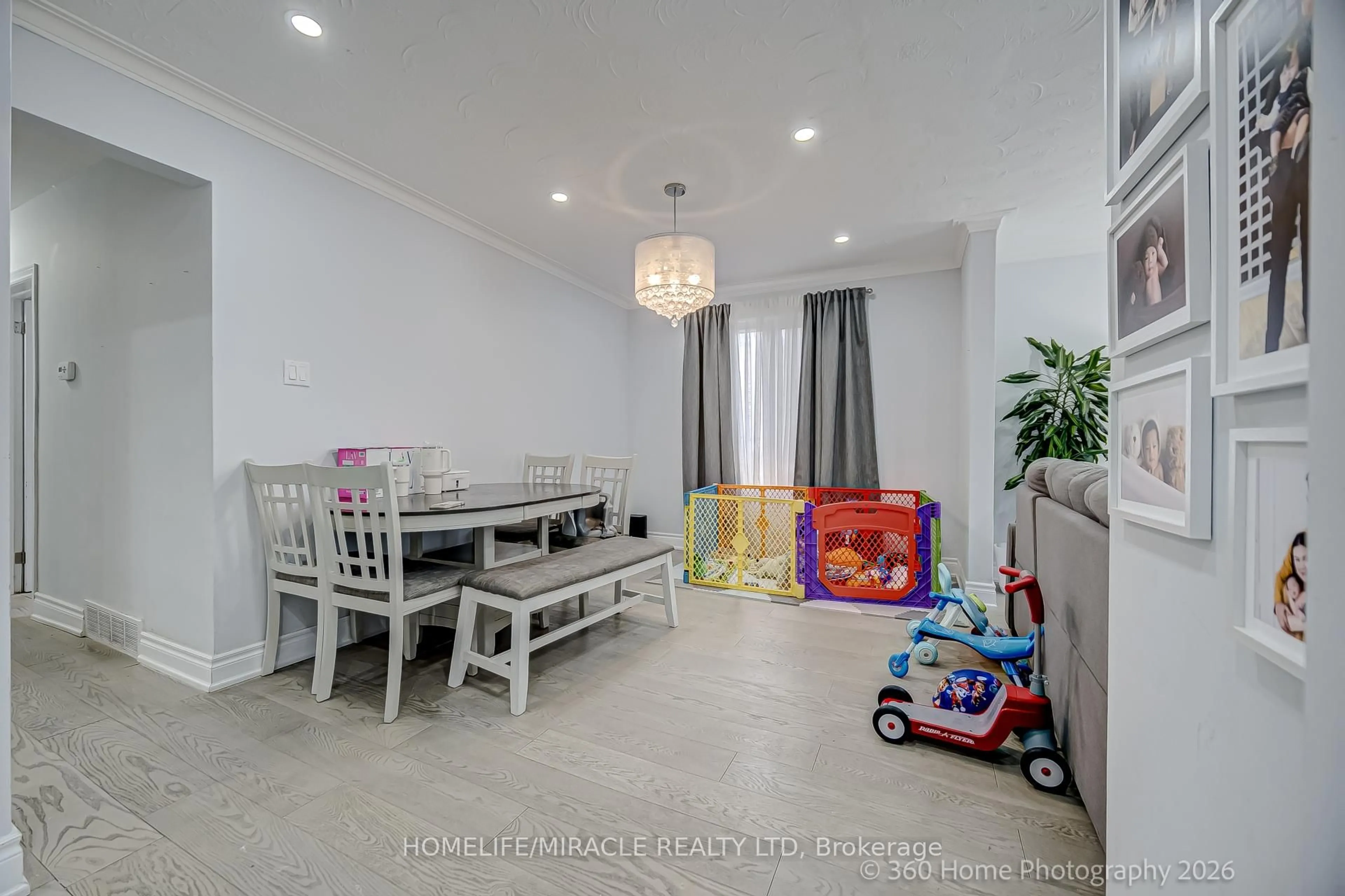 Dining room, unknown for 17 Montvale Dr, Toronto Ontario M1M 3E5