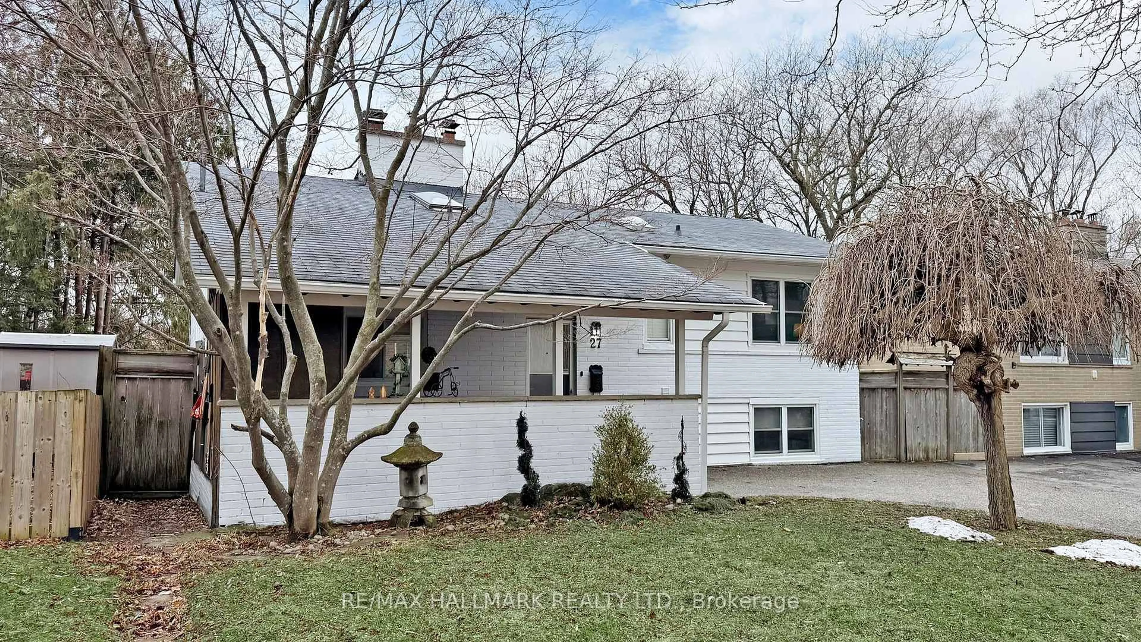 Home with vinyl exterior material, street for 27 Benleigh Dr, Toronto Ontario M1H 1J1