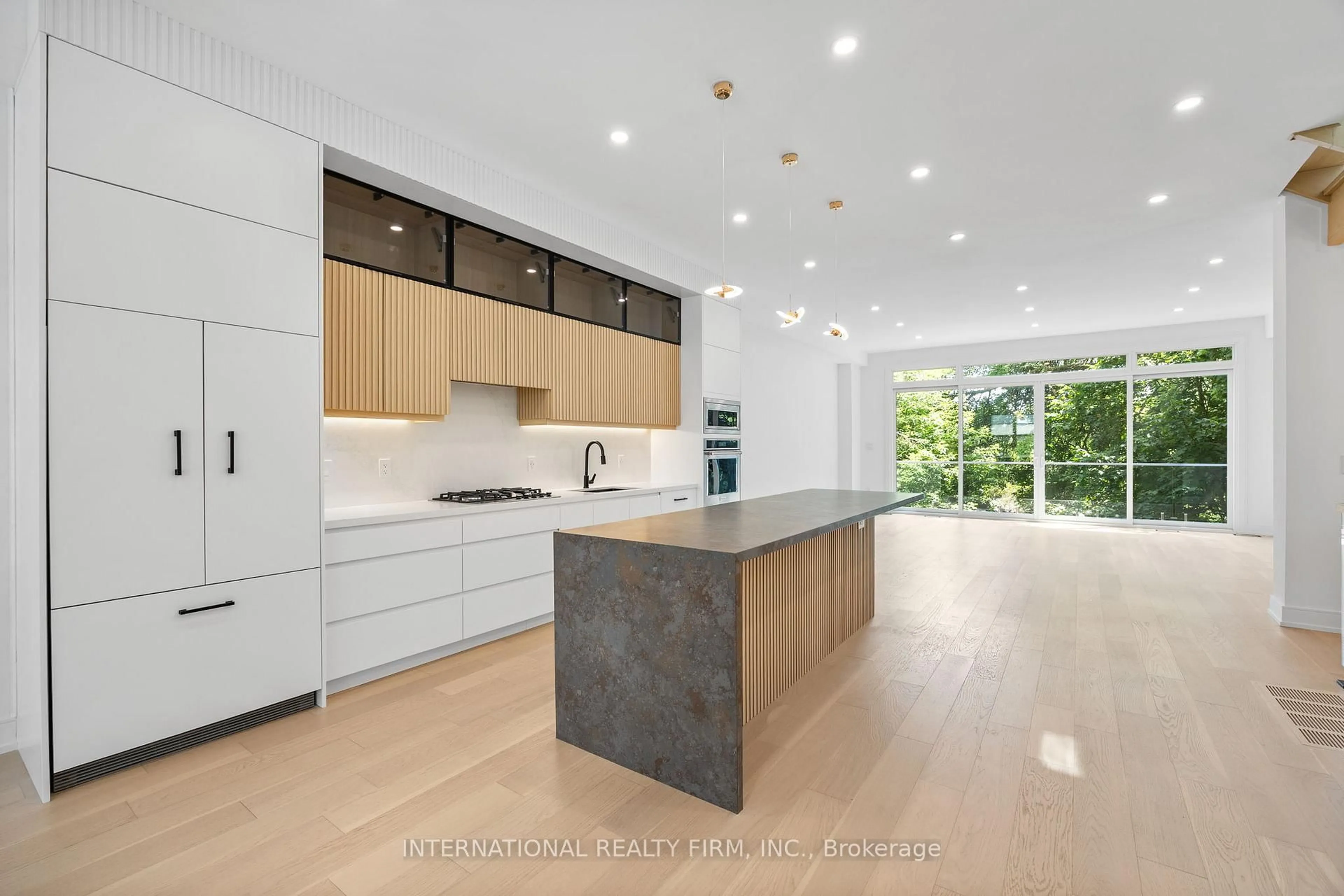 Contemporary kitchen, unknown for 19 Ivy Ave, Toronto Ontario M4L 2H6