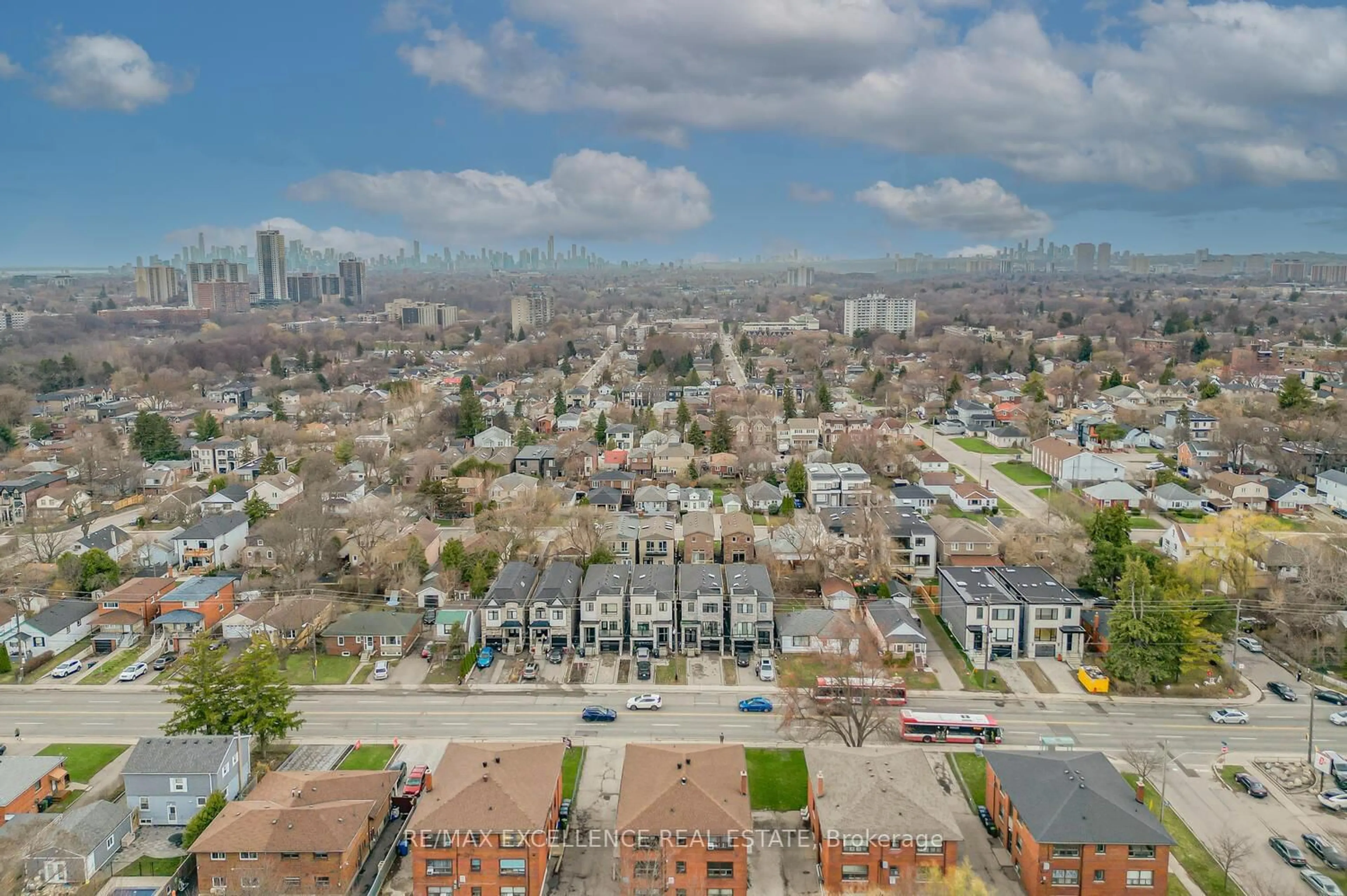 A pic from outside/outdoor area/front of a property/back of a property/a pic from drone, city buildings view from balcony for 442 Pharmacy Ave, Toronto Ontario M1L 3G6