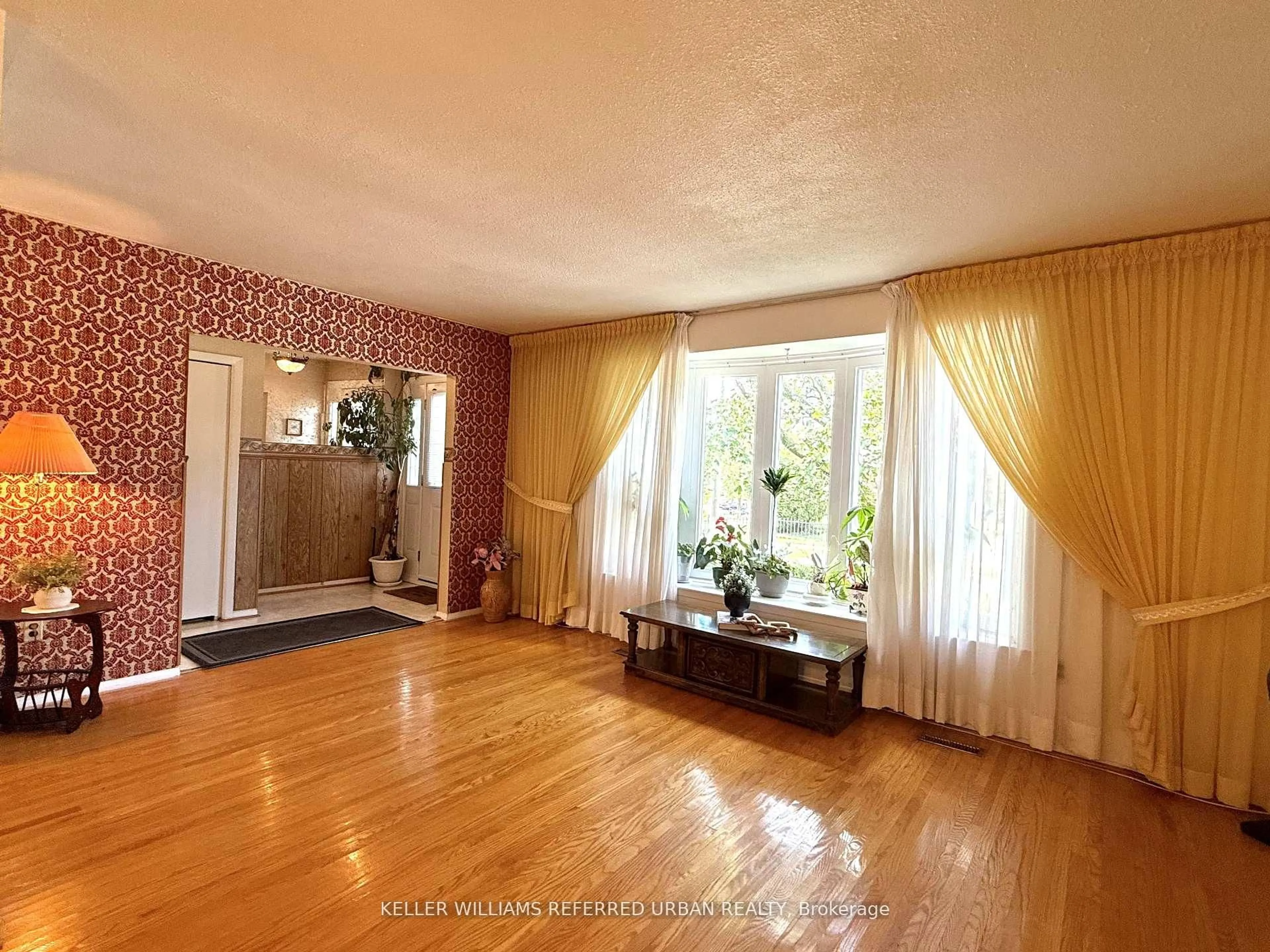 A pic of a room for 11 Midcroft Dr, Toronto Ontario M1S 1W9