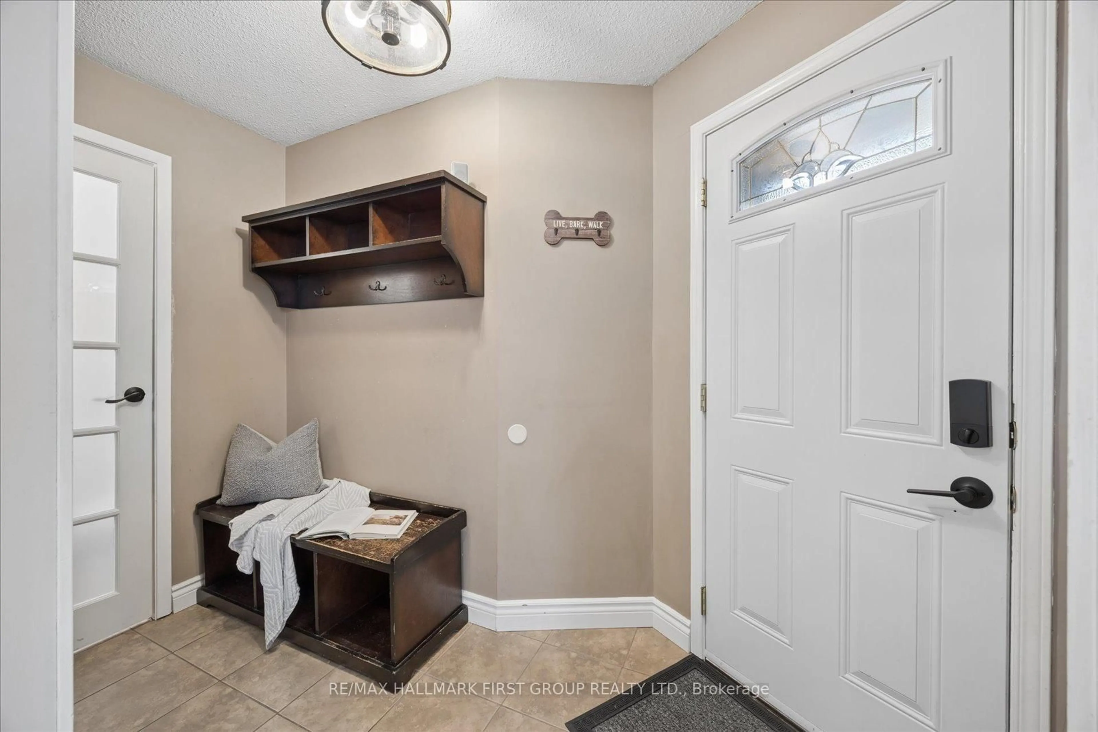 Indoor entryway for 56 Longstaff Dr, Ajax Ontario L1S 5J7