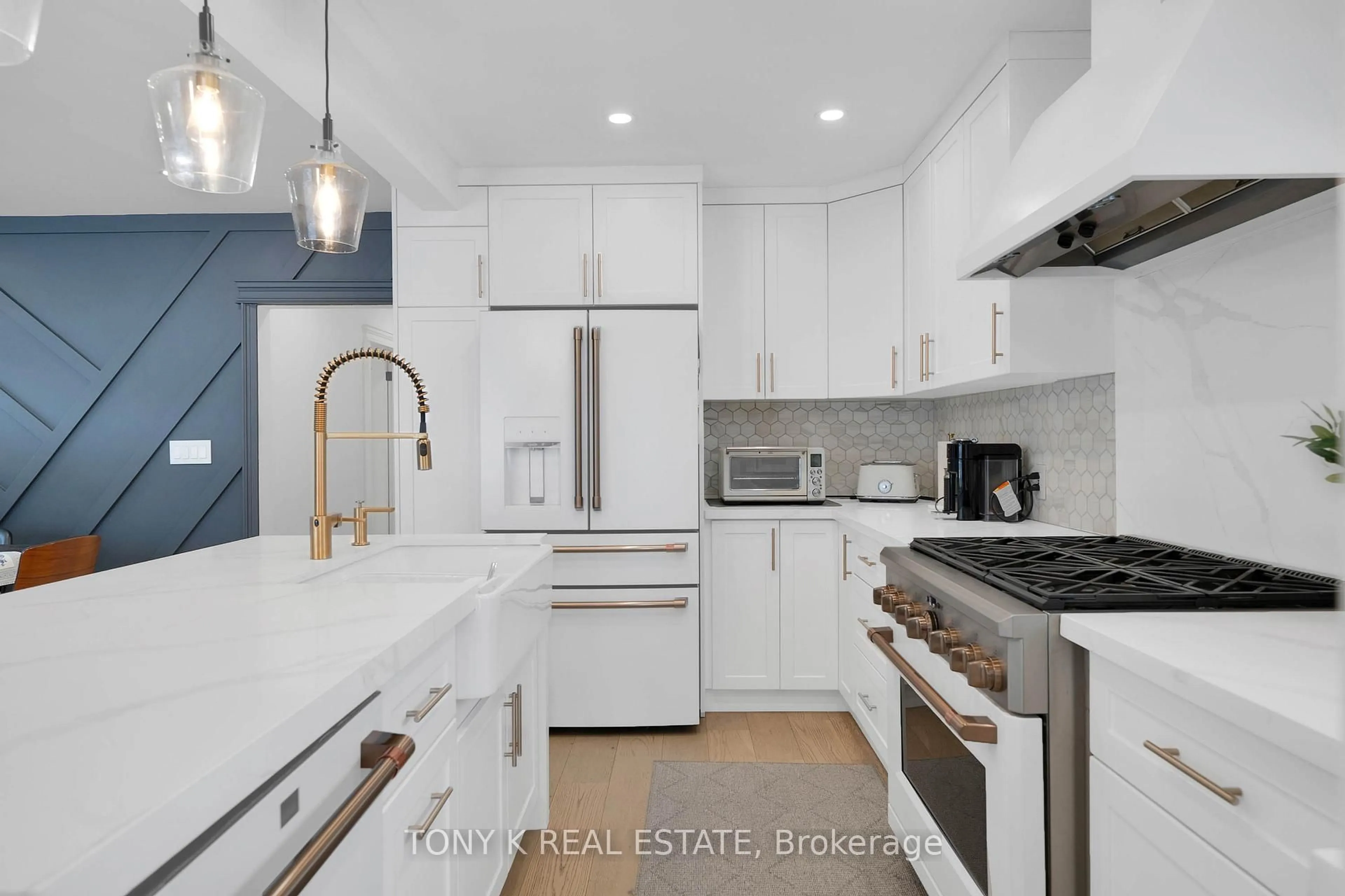 Open concept kitchen, ceramic/tile floor for 50 Ranstone Gdns, Toronto Ontario M1K 2T4