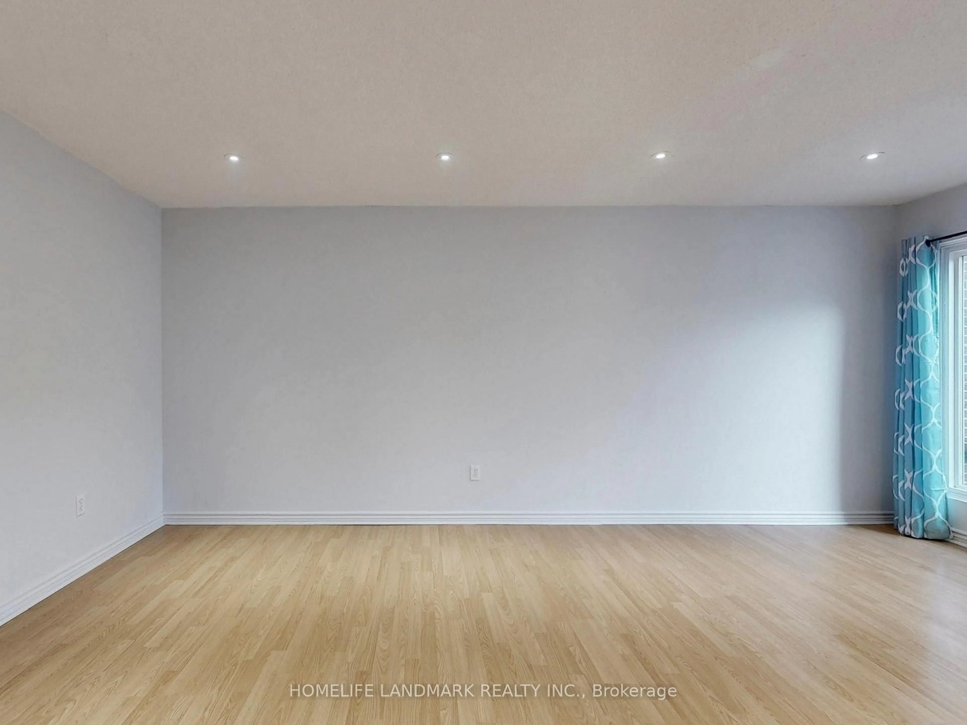 A pic of a room for 106 Chester Le Blvd #37, Toronto Ontario M1W 2X9