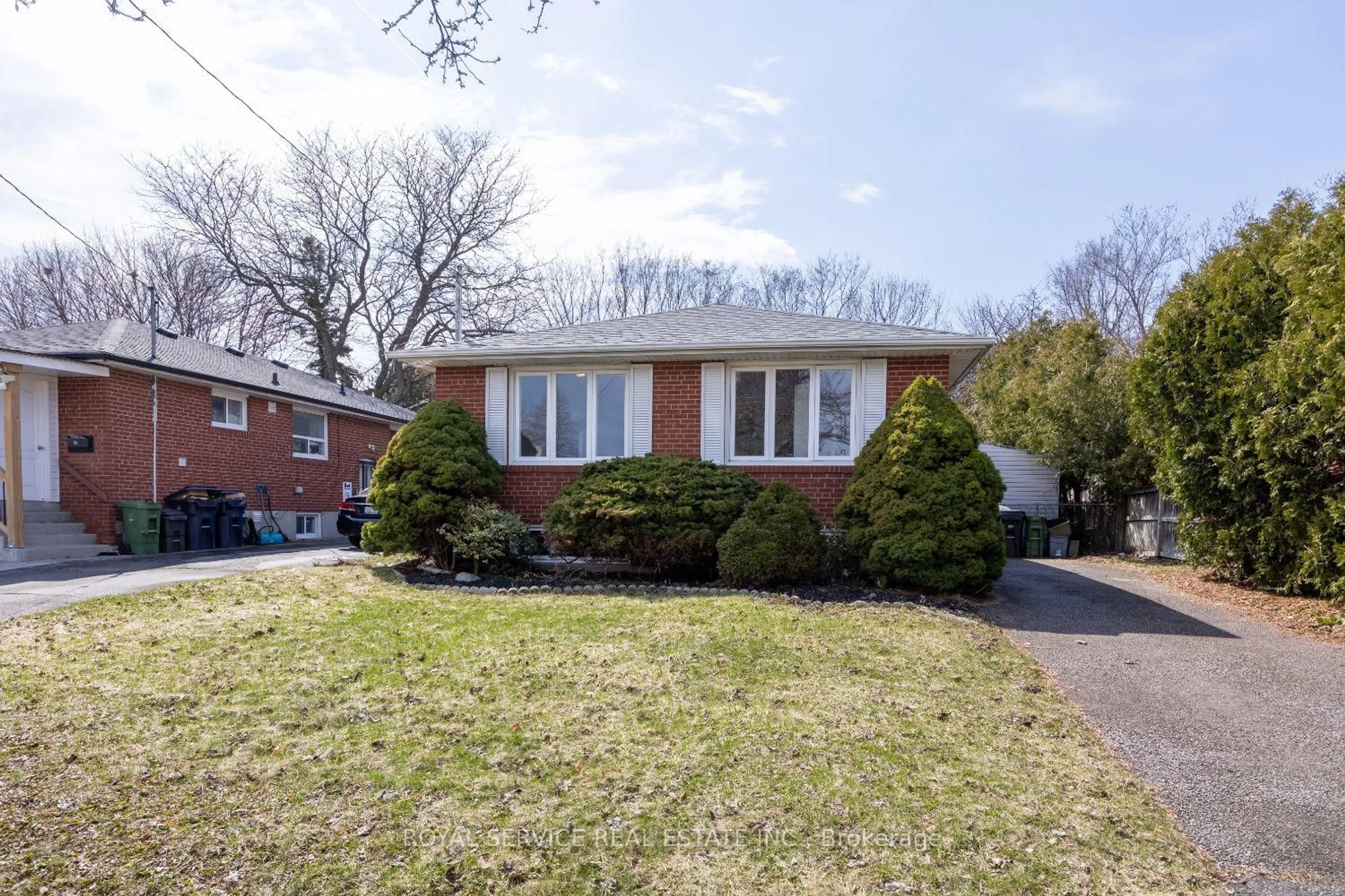 Home with brick exterior material, street for 14 Hathway Dr, Toronto Ontario M1P 4L5