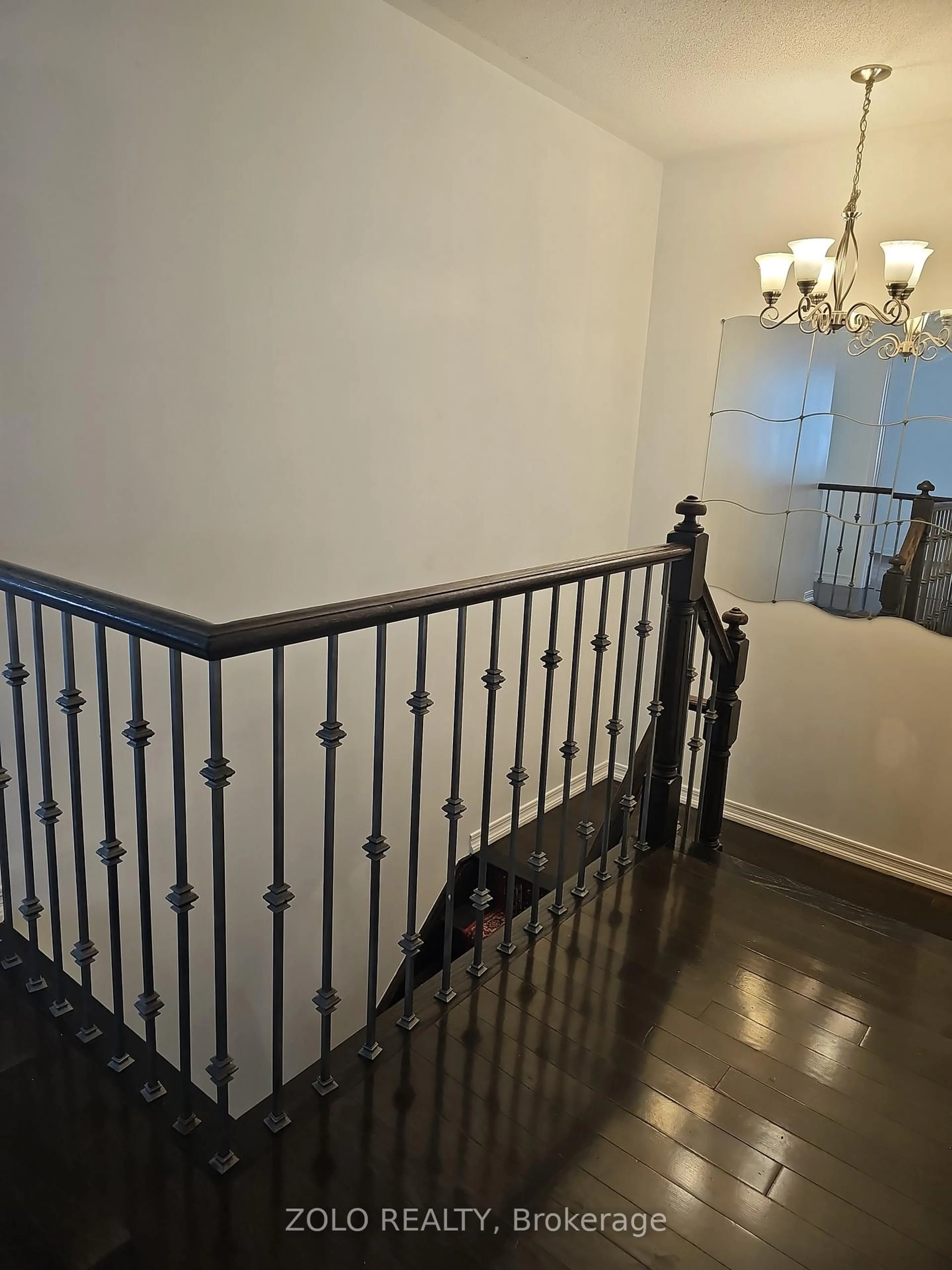 Stairs for 39 Atherton Ave, Ajax Ontario L1T 4X7