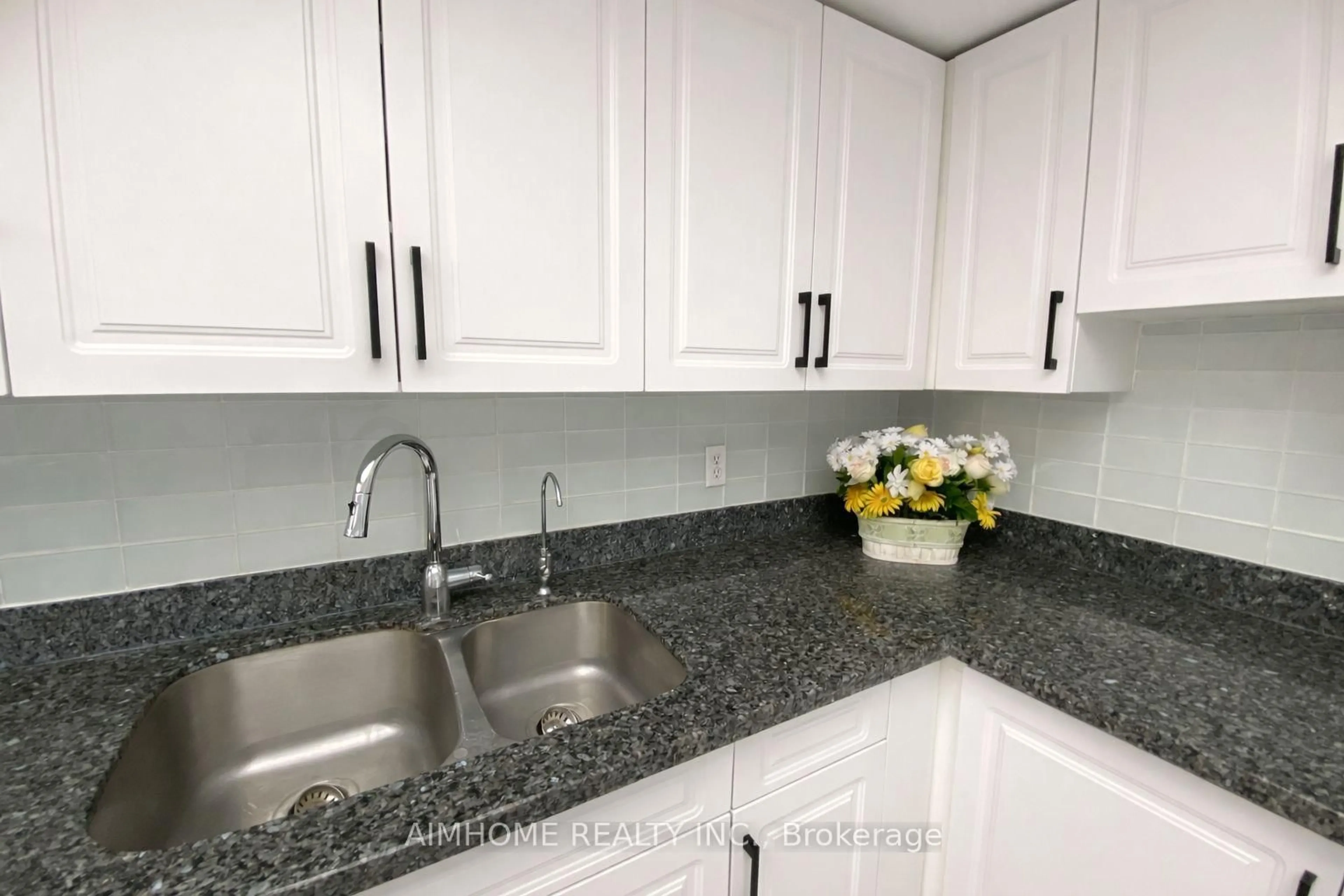 Unknown for 275 Bamburgh Circ #201, Toronto Ontario M1W 3X4