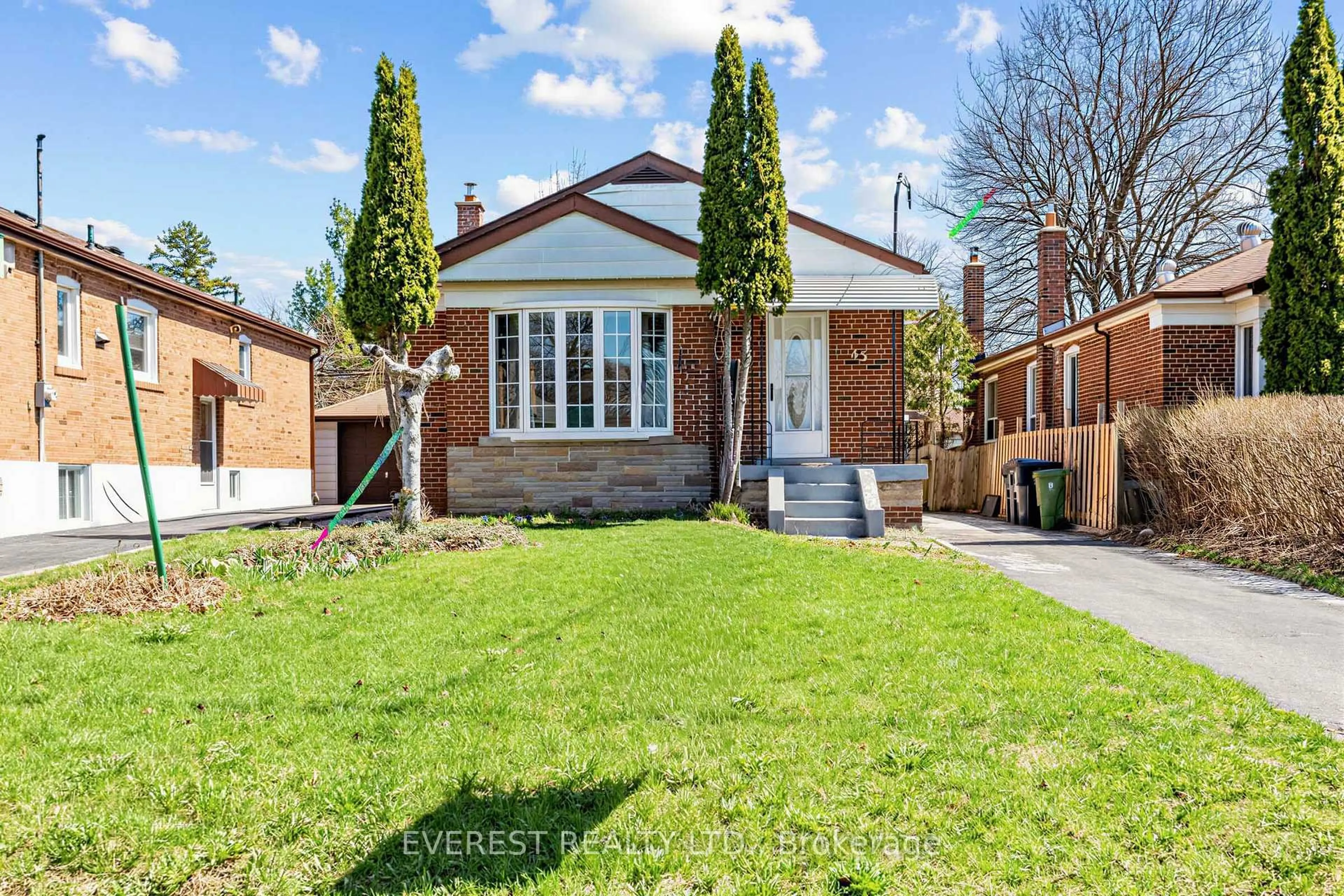 Home with brick exterior material, street for 45 Kilgreggan Cres, Toronto Ontario M1J 1S4