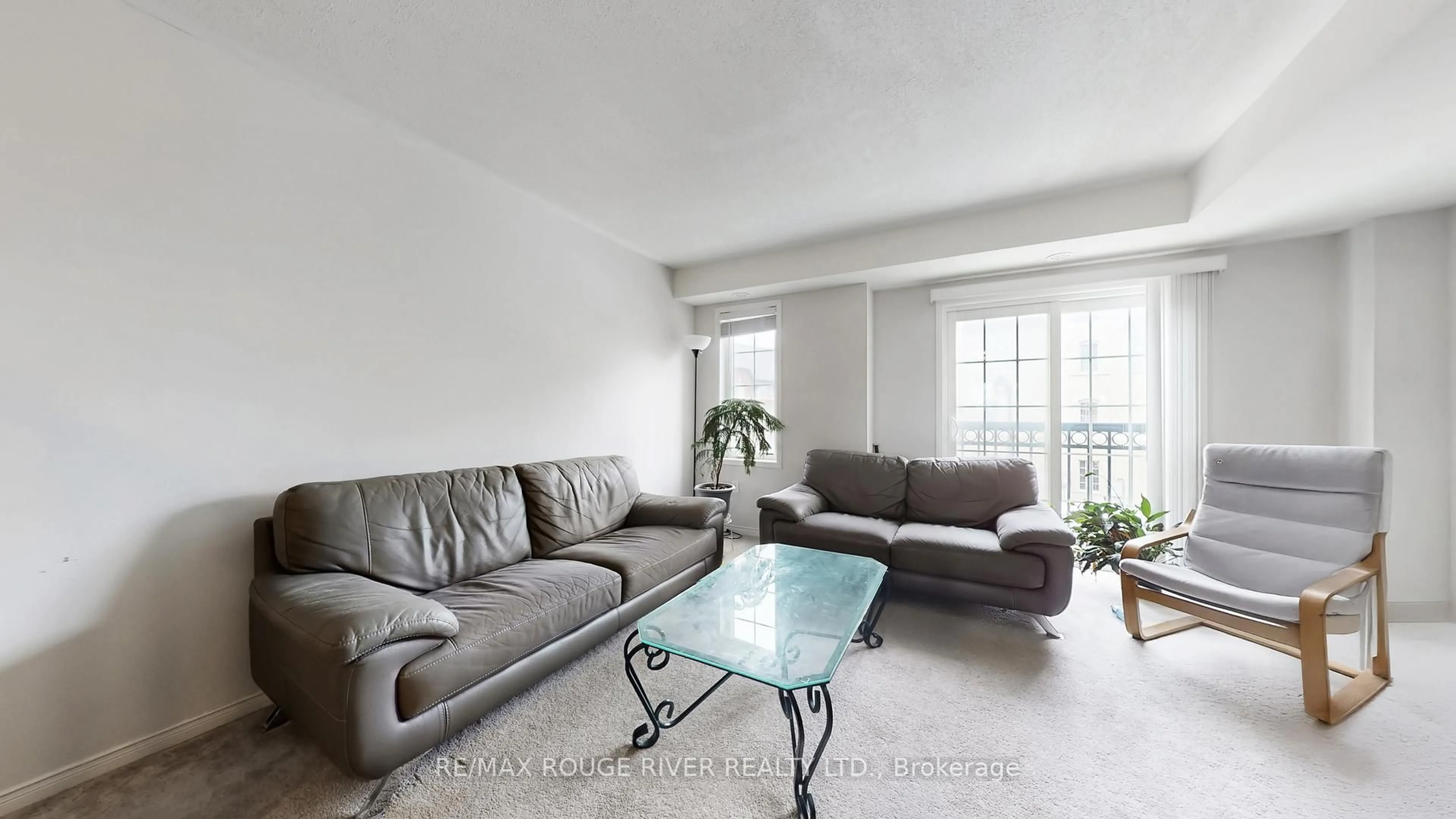 Living room with furniture, unknown for 2669 Deputy Minister Path, Oshawa Ontario L1L 0M7