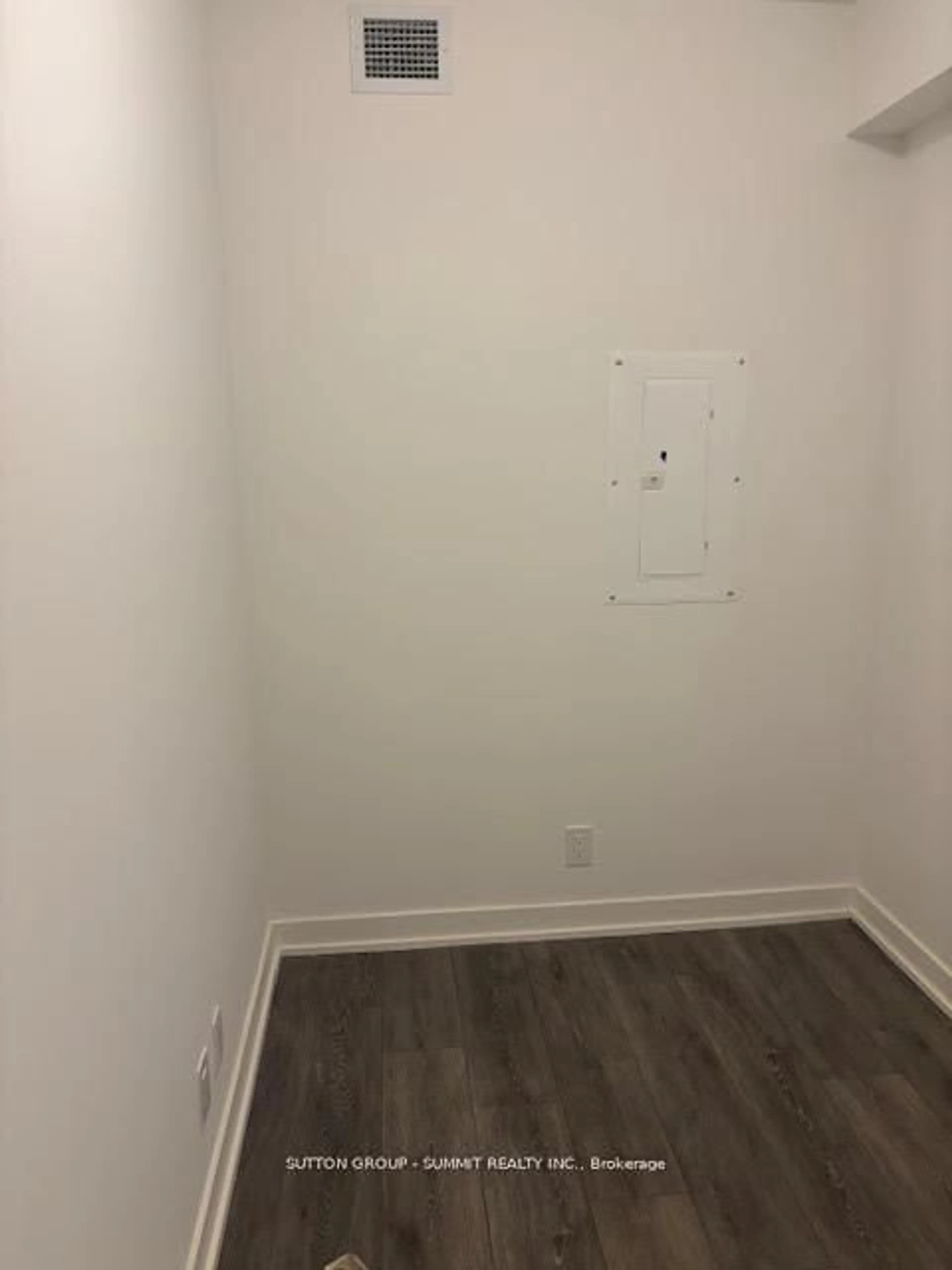 A pic of a room for 2 Manderley Dr #320, Toronto Ontario M1N 0C7