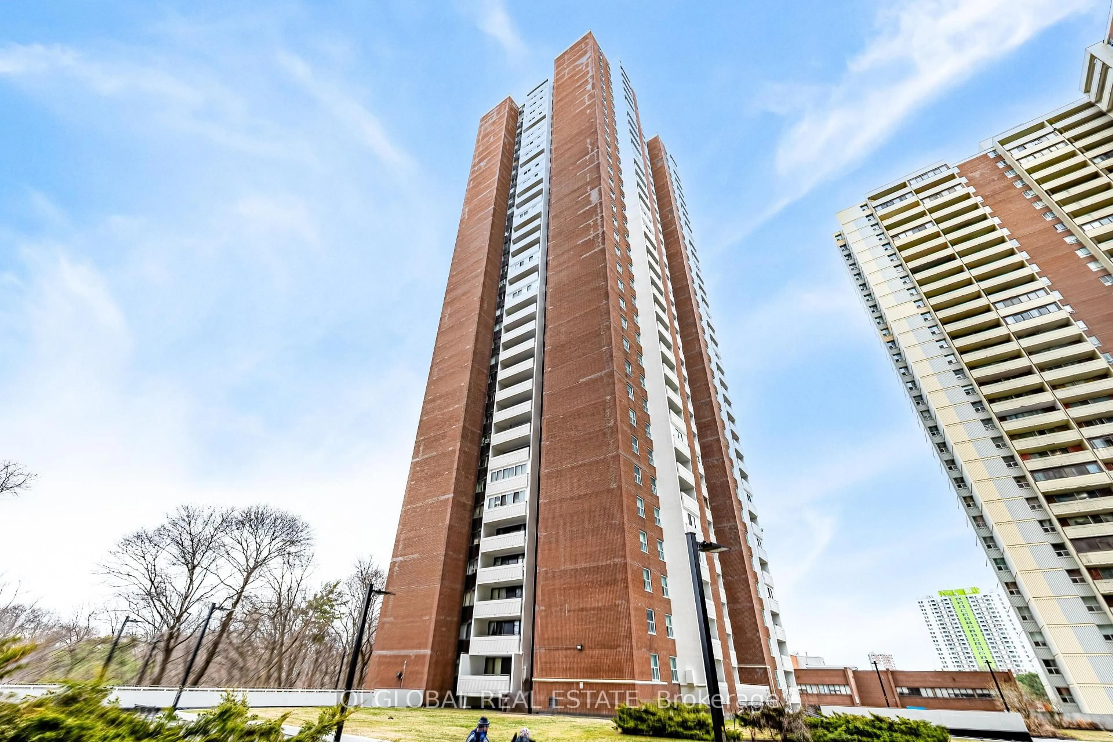 Unknown for 3 Massey Sq #2407, Toronto Ontario M4C 5L5