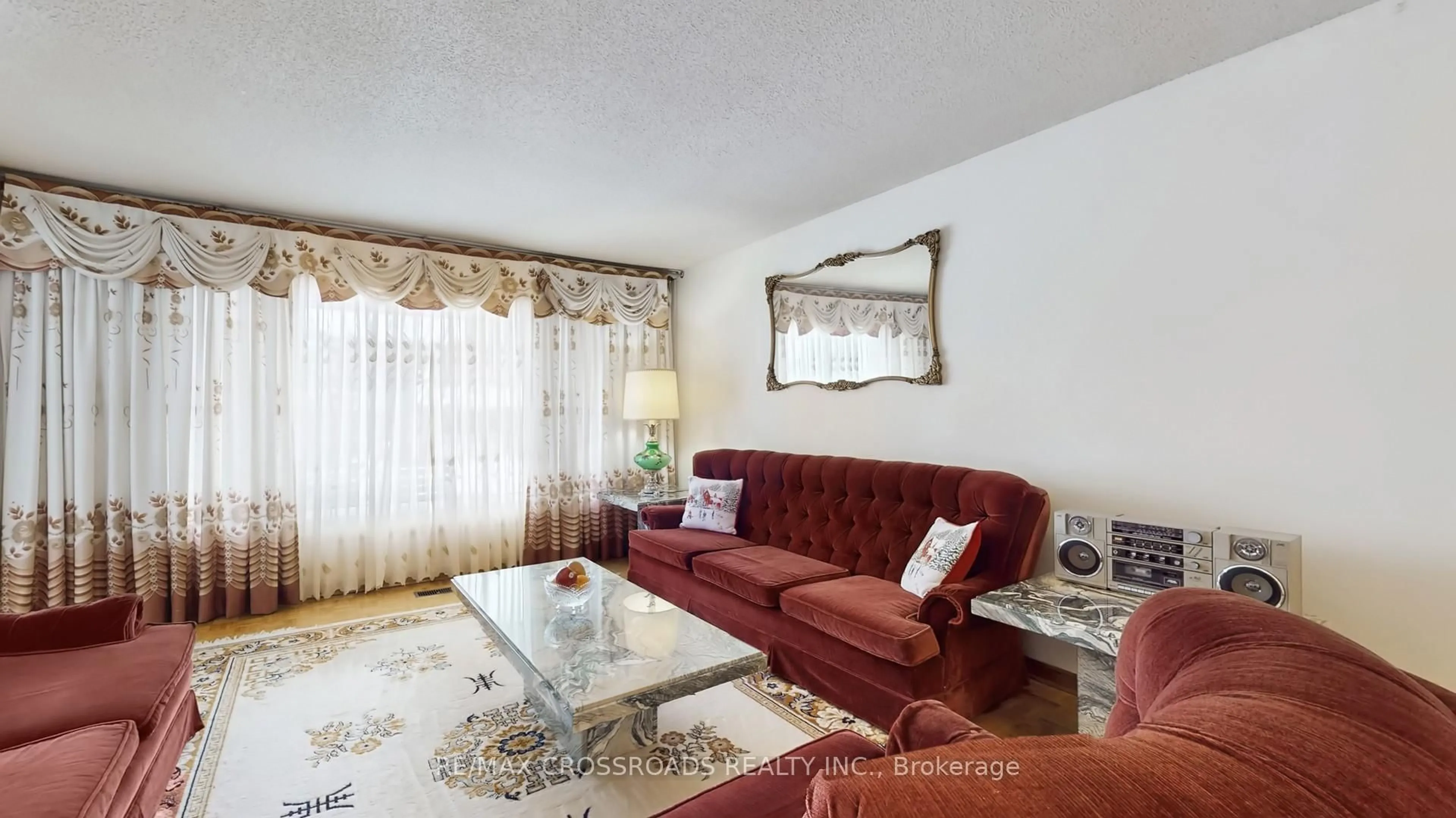 Living room with furniture, unknown for 93A Wanstead Ave, Toronto Ontario M1L 3L6