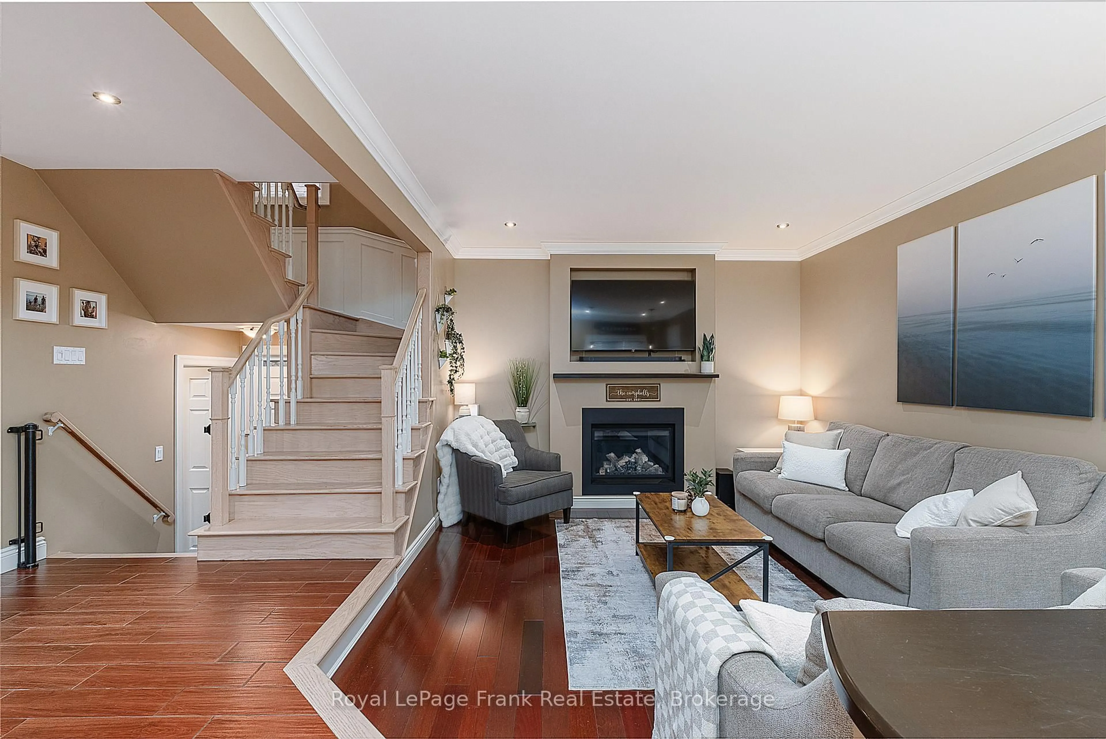 Living room with furniture, unknown for 180 Chatfield Dr, Ajax Ontario L1T 2H7