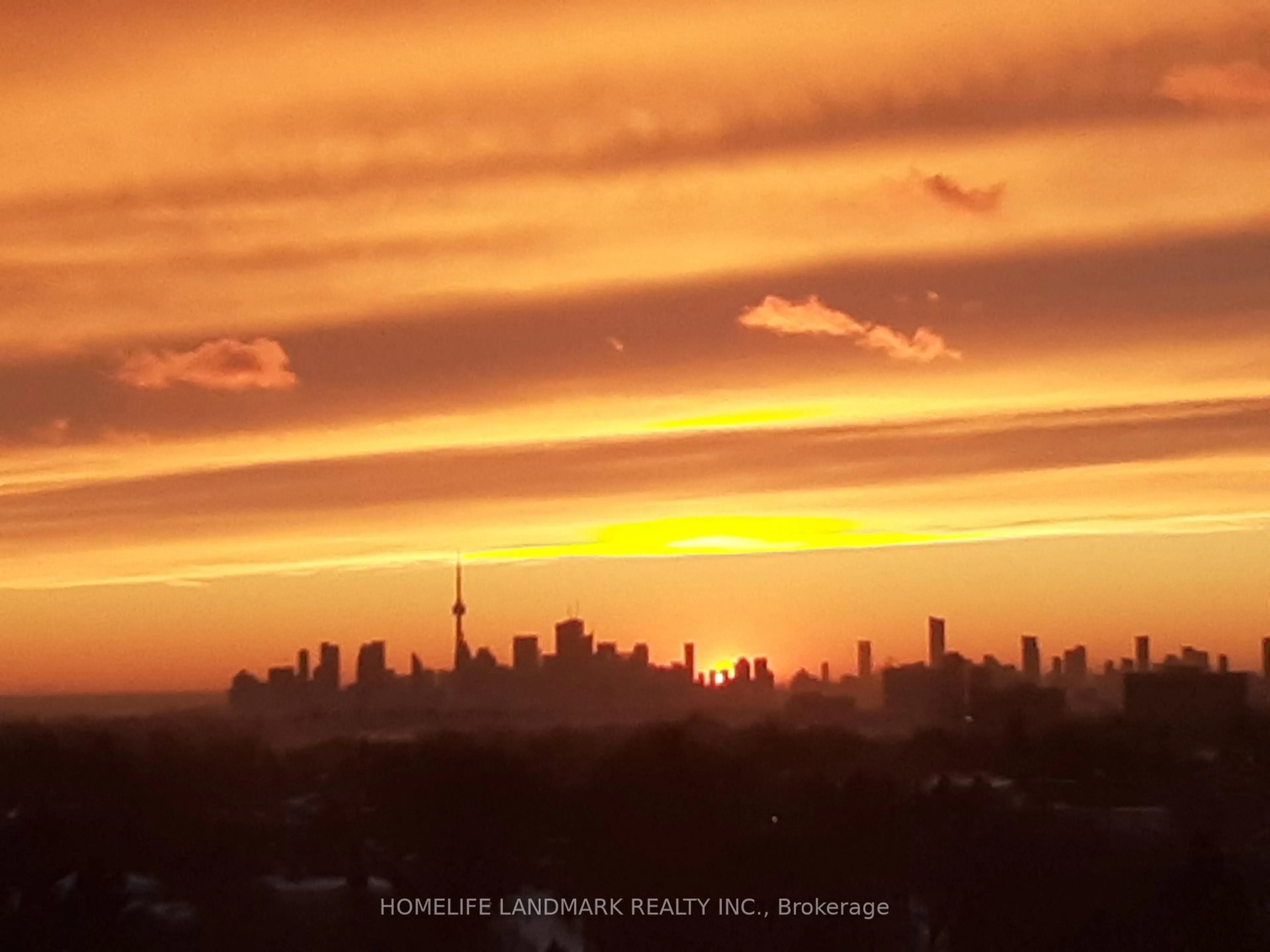 Blurry image for 22 EAST HAVEN Dr #1113, Toronto Ontario M1M 1N1