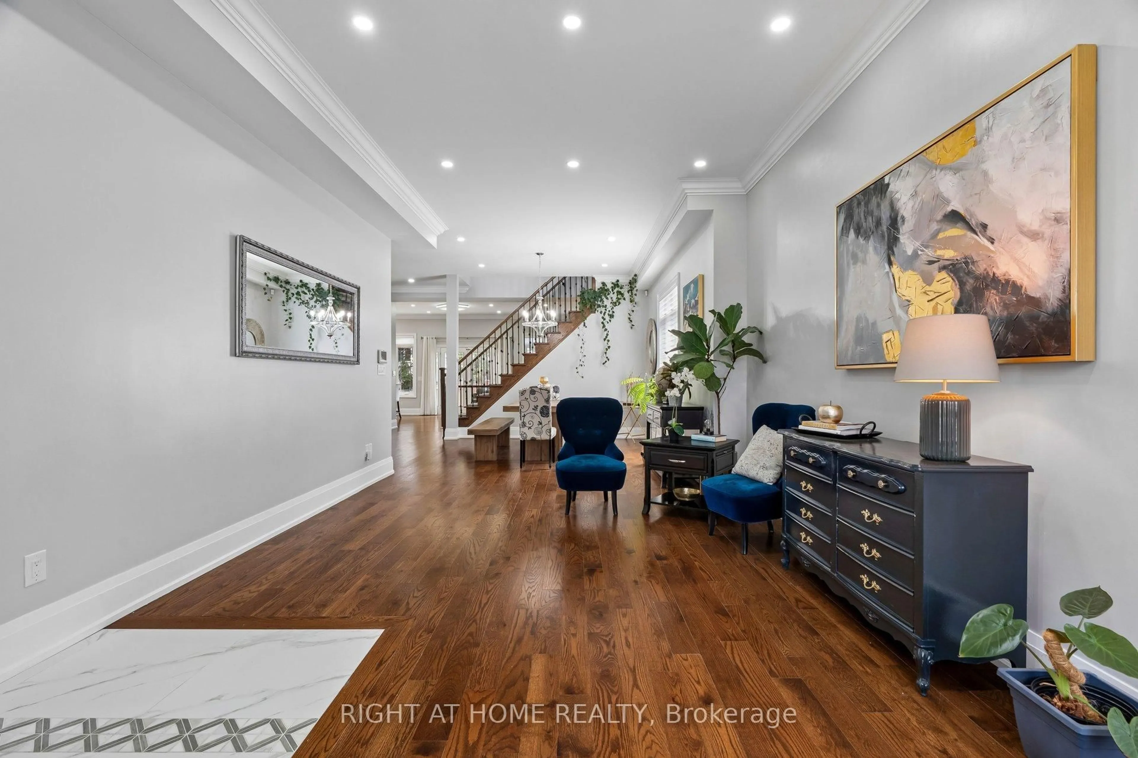 Indoor entryway for 91 Atlee Ave, Toronto Ontario M1N 3X5