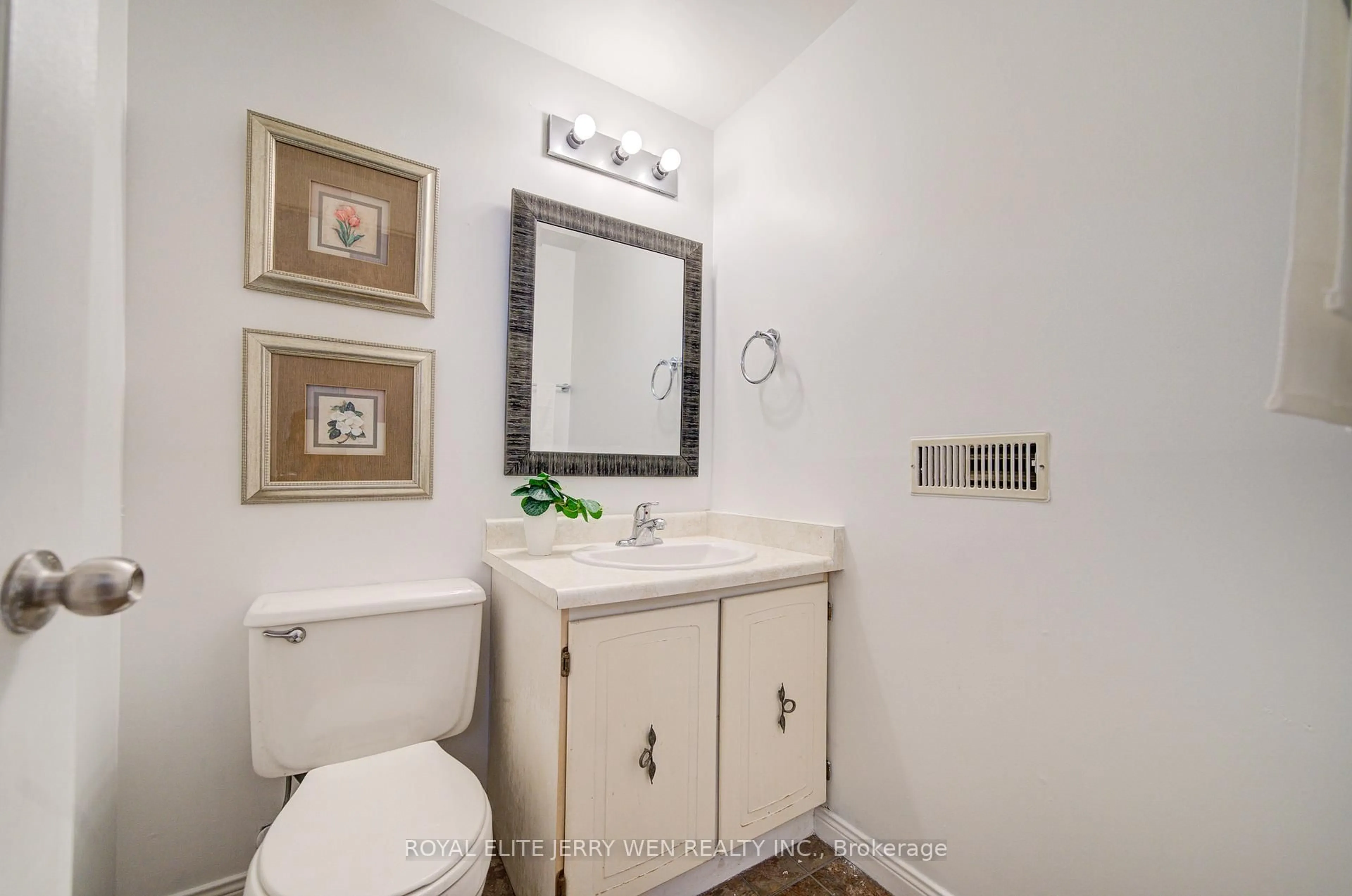 Standard bathroom, ceramic/tile floor for 1402 Wilson Rd, Oshawa Ontario L1K 2B9