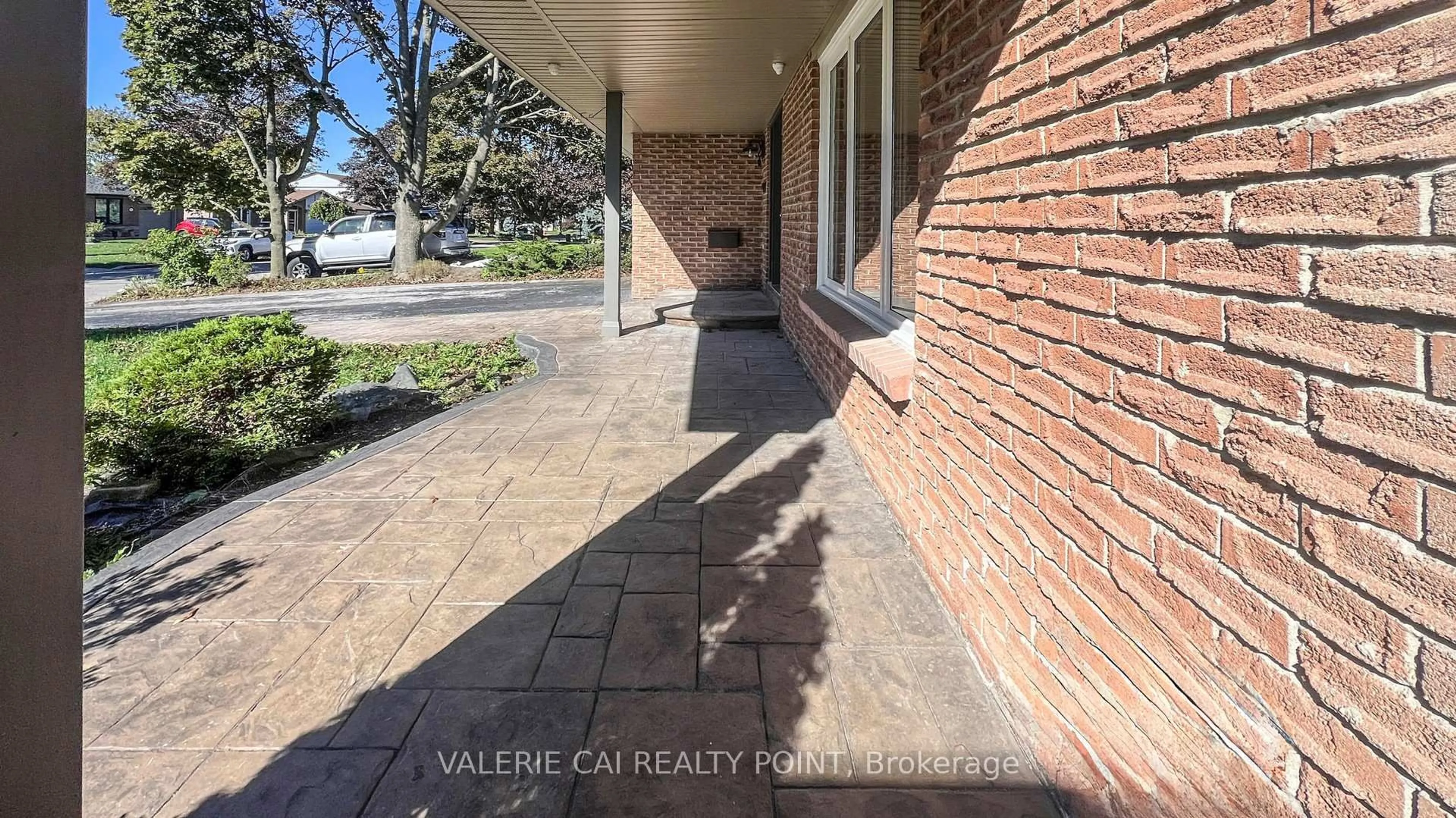 Unknown for 96 Bolland Cres, Ajax Ontario L1S 3G9