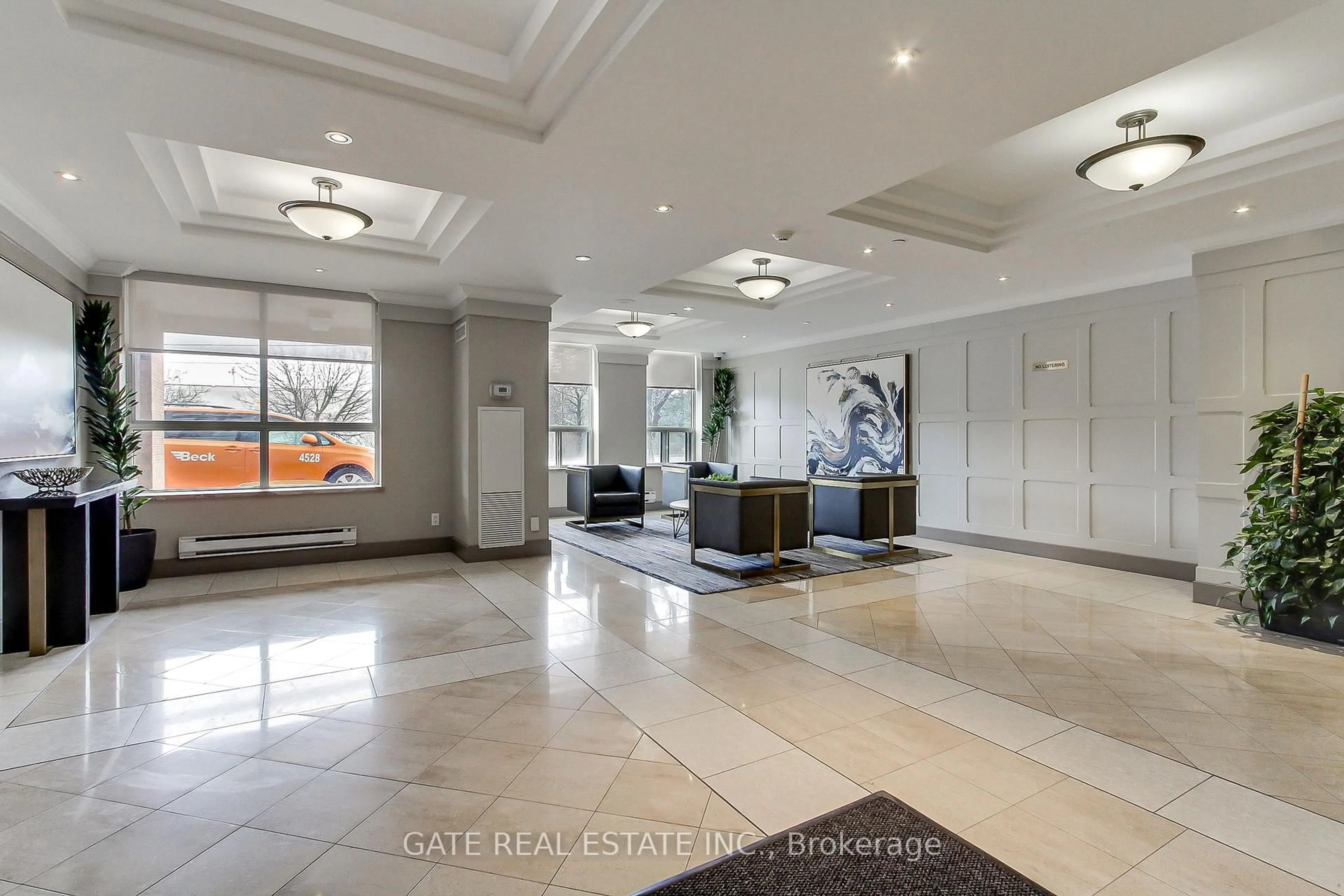 Lobby for 330 Mccowan Rd #1710, Toronto Ontario M1J 3N3