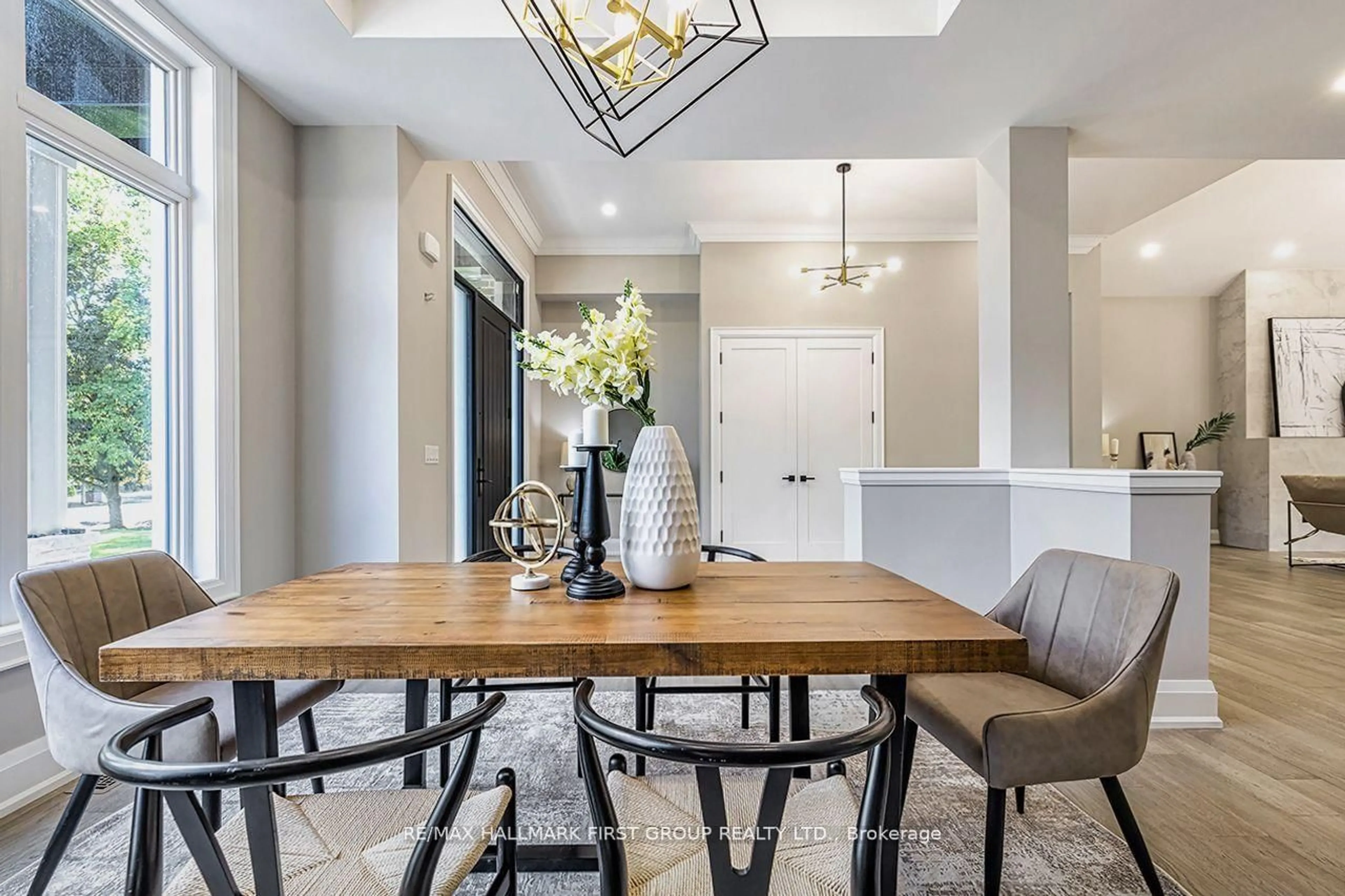 Dining room, unknown for 10 Philips Rd, Whitby Ontario L1M 1G7