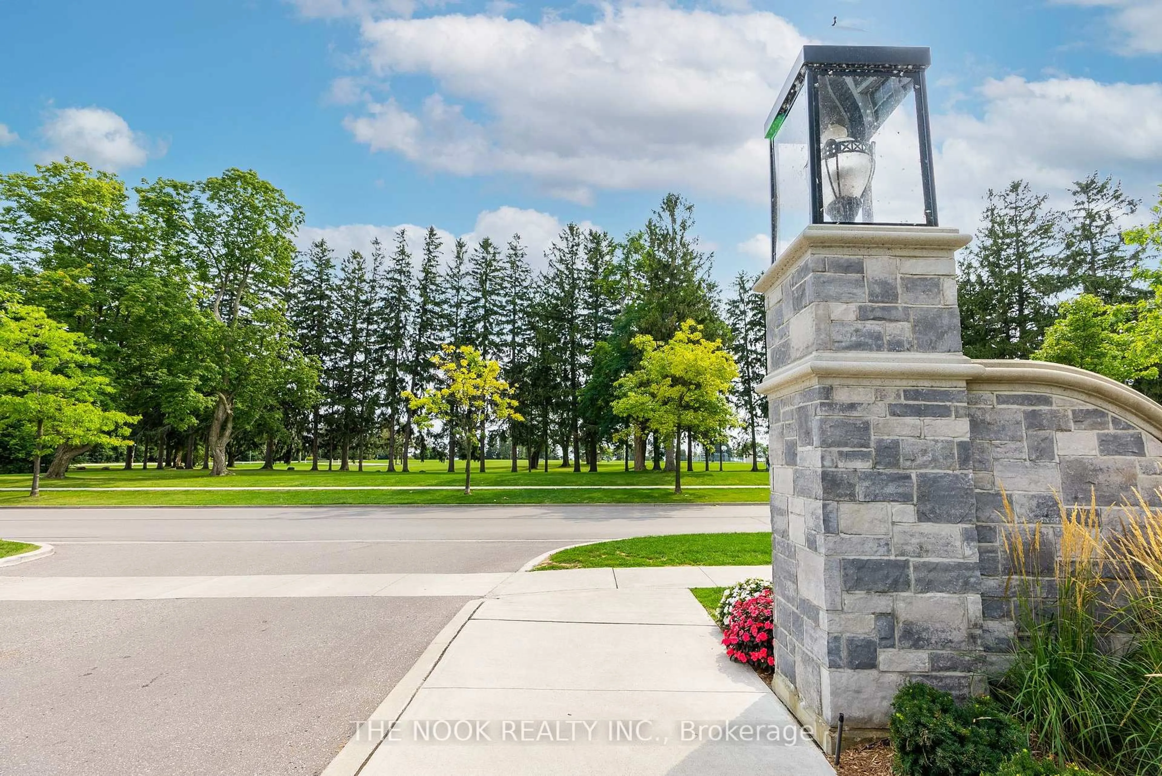 Patio, unknown for 670 Gordon St #101, Whitby Ontario L1N 0K9