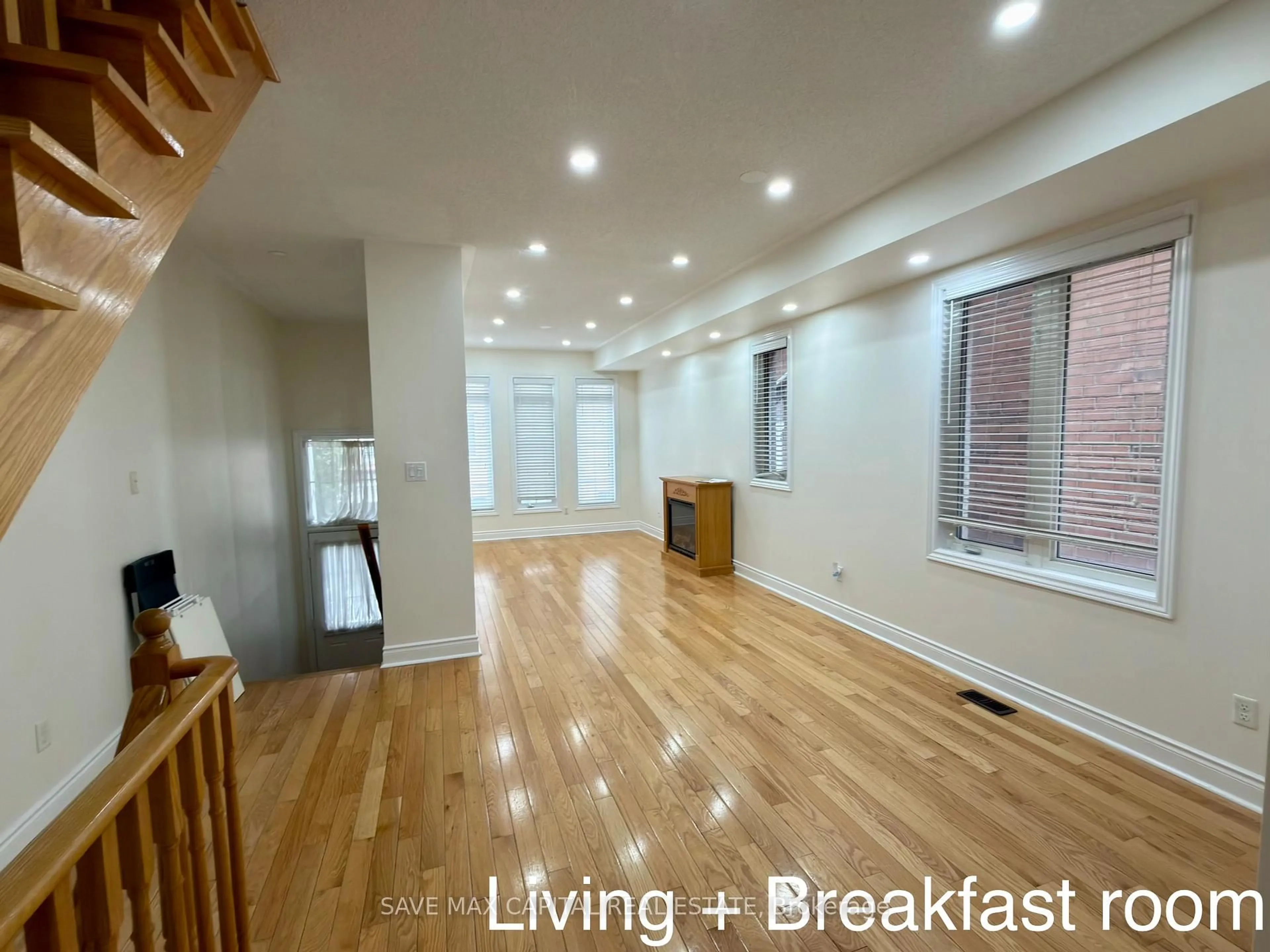 A pic of a room for 530 Kingston Rd #19, Pickering Ontario L1V 0C3