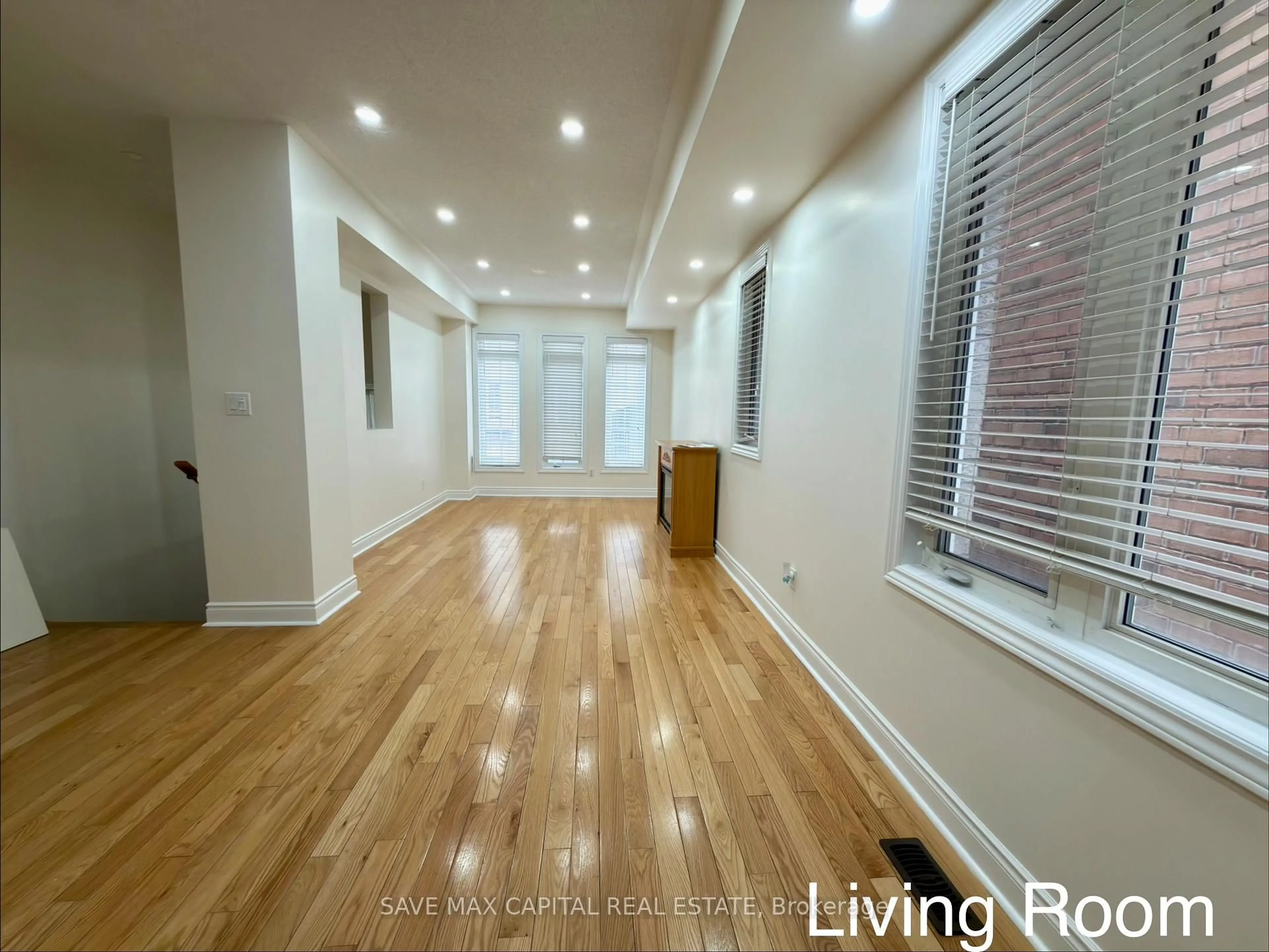 A pic of a room for 530 Kingston Rd #19, Pickering Ontario L1V 0C3