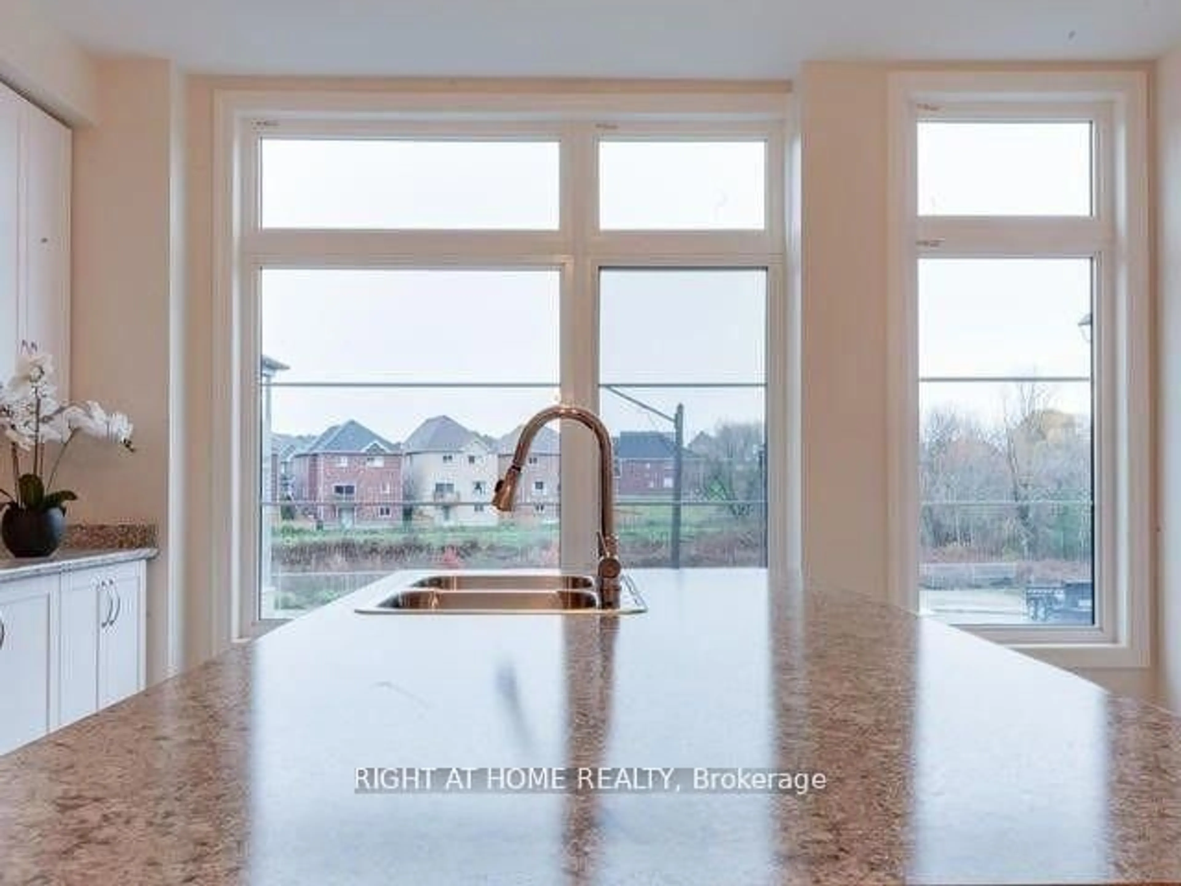 Open concept kitchen, ceramic/tile floor for 384 Arctic Red Dr #34, Oshawa Ontario L1L 0M5