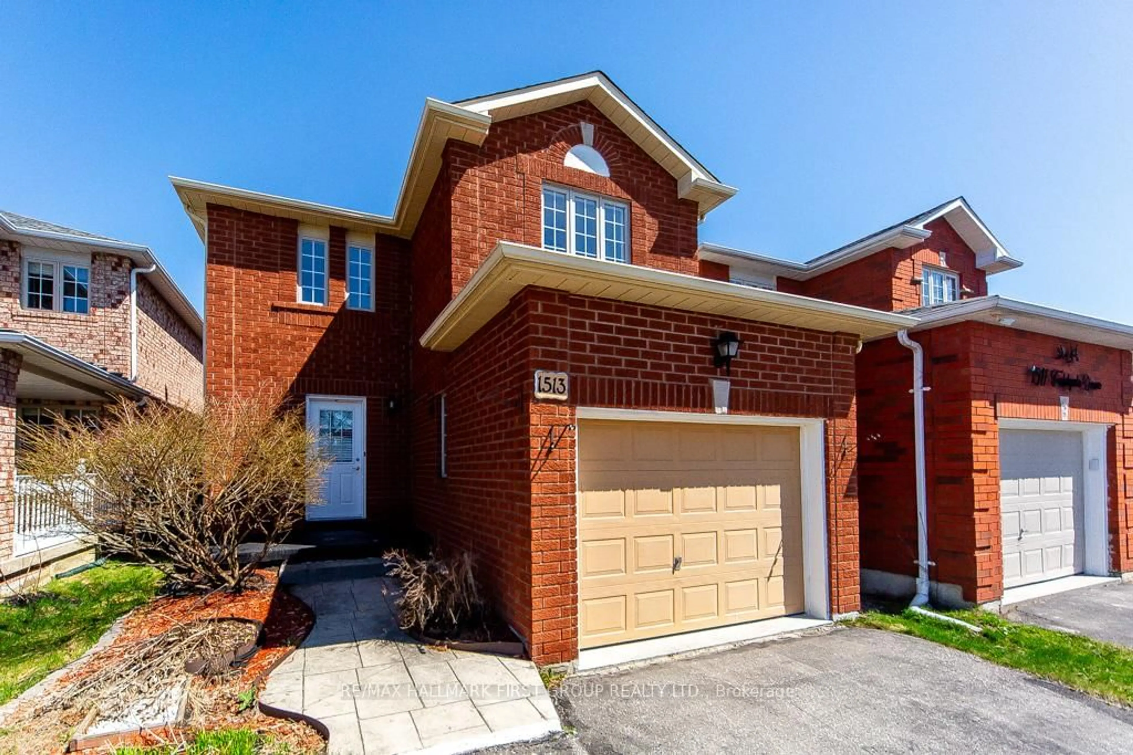 Home with brick exterior material, street for 1513 Fieldgate Dr, Oshawa Ontario L1K 2L6