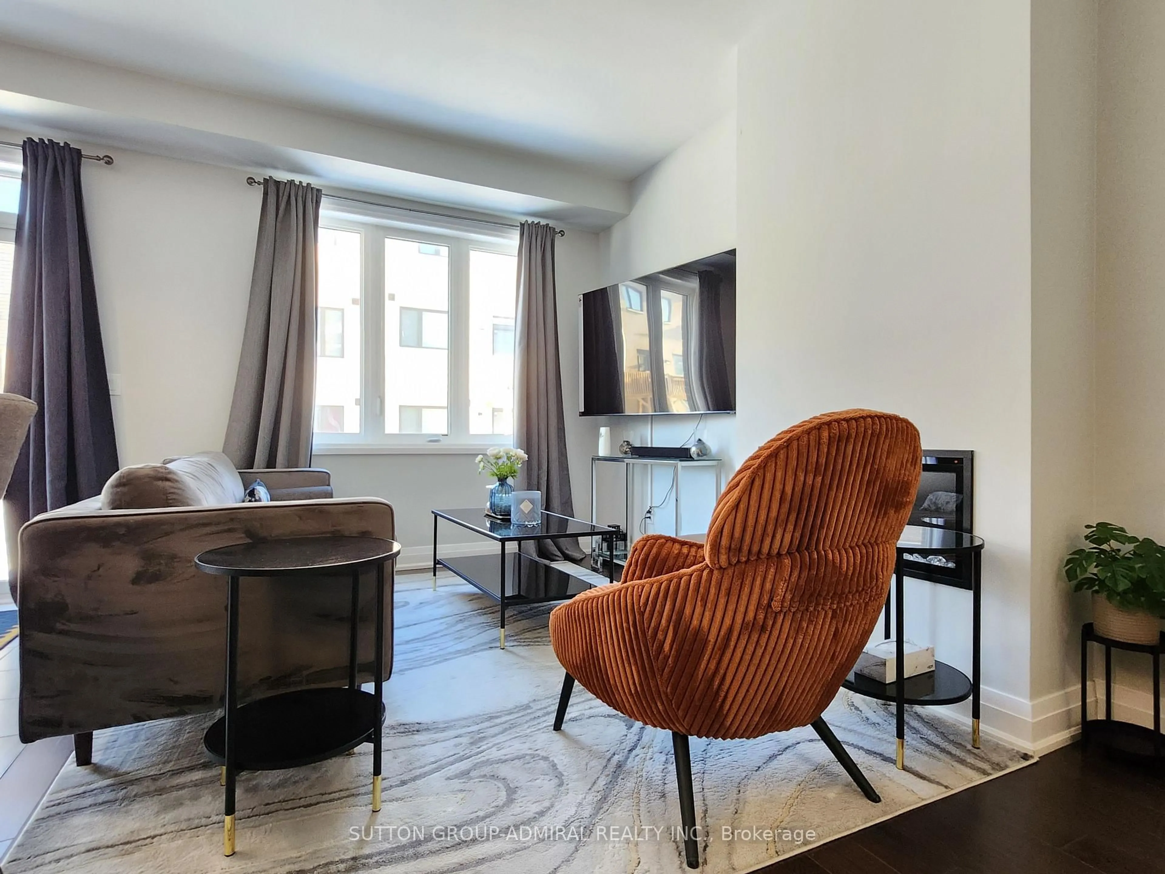 Living room with furniture, unknown for 984 Crowsnest Hllw, Pickering Ontario L1X 0P4