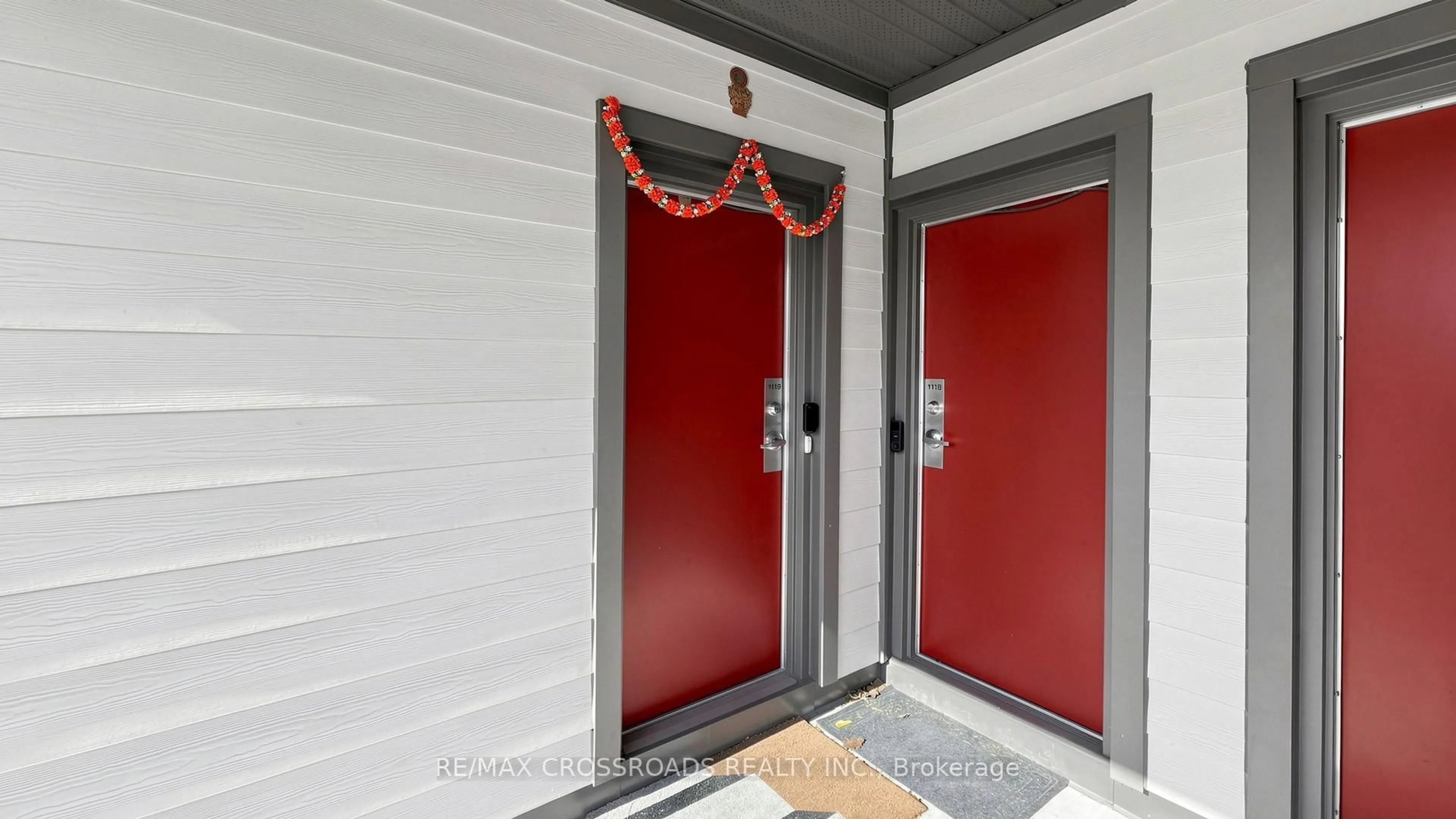 Indoor entryway for 2635 William Jackson Dr #1119, Pickering Ontario L1X 0L6