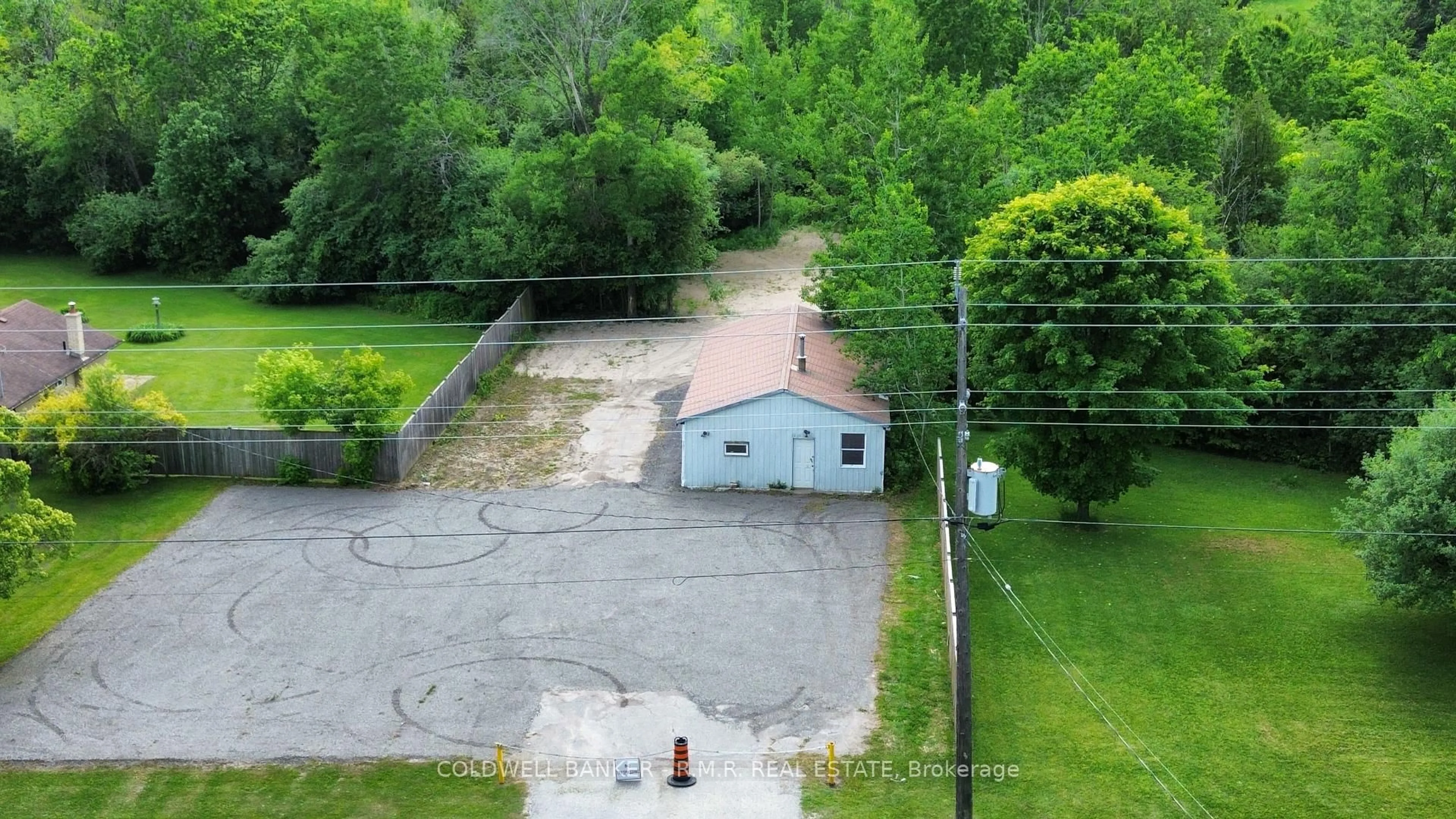 A pic from outside/outdoor area/front of a property/back of a property/a pic from drone, unknown for 14550 Regional Road 57 Rd, Scugog Ontario L0B 1B0