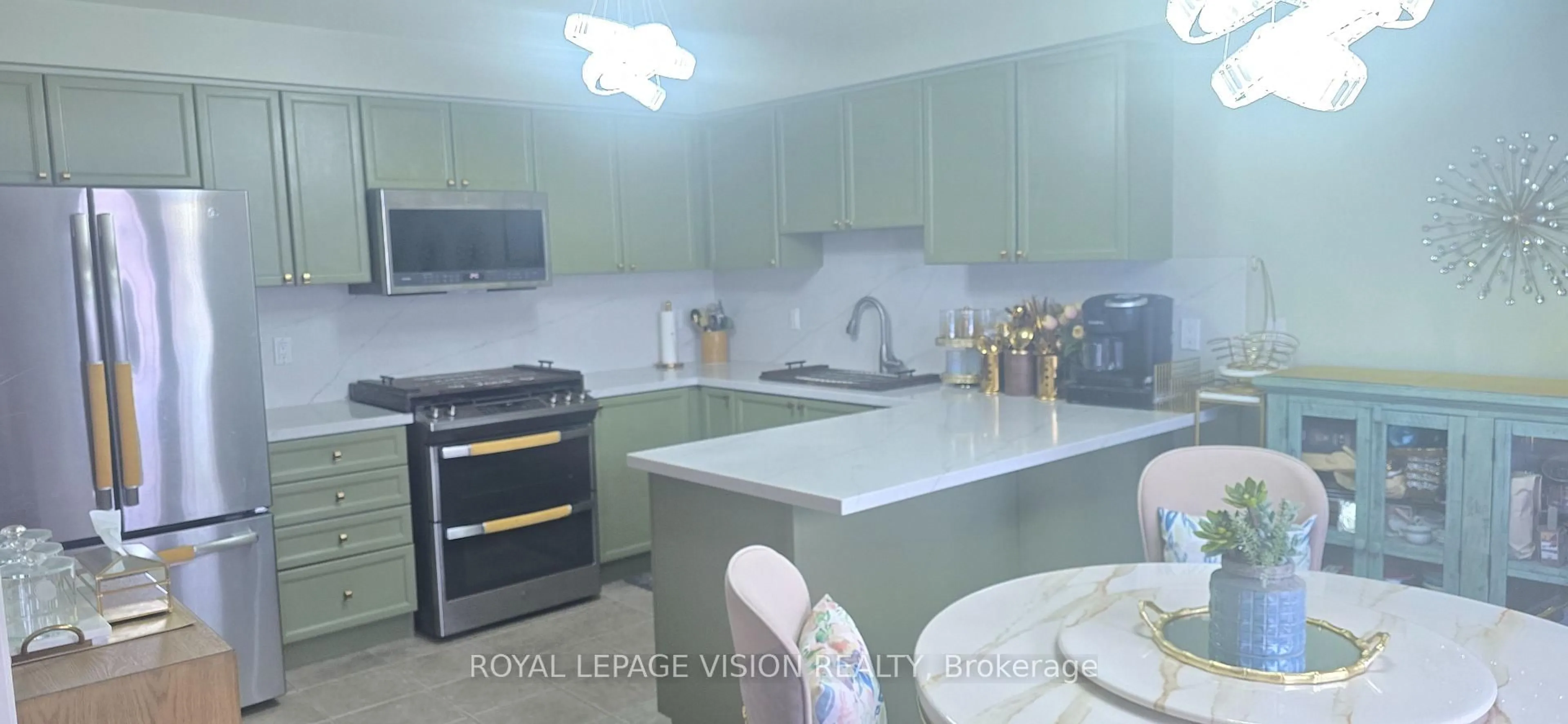 Unknown for 122 Medland Ave, Whitby Ontario L1P 1W7