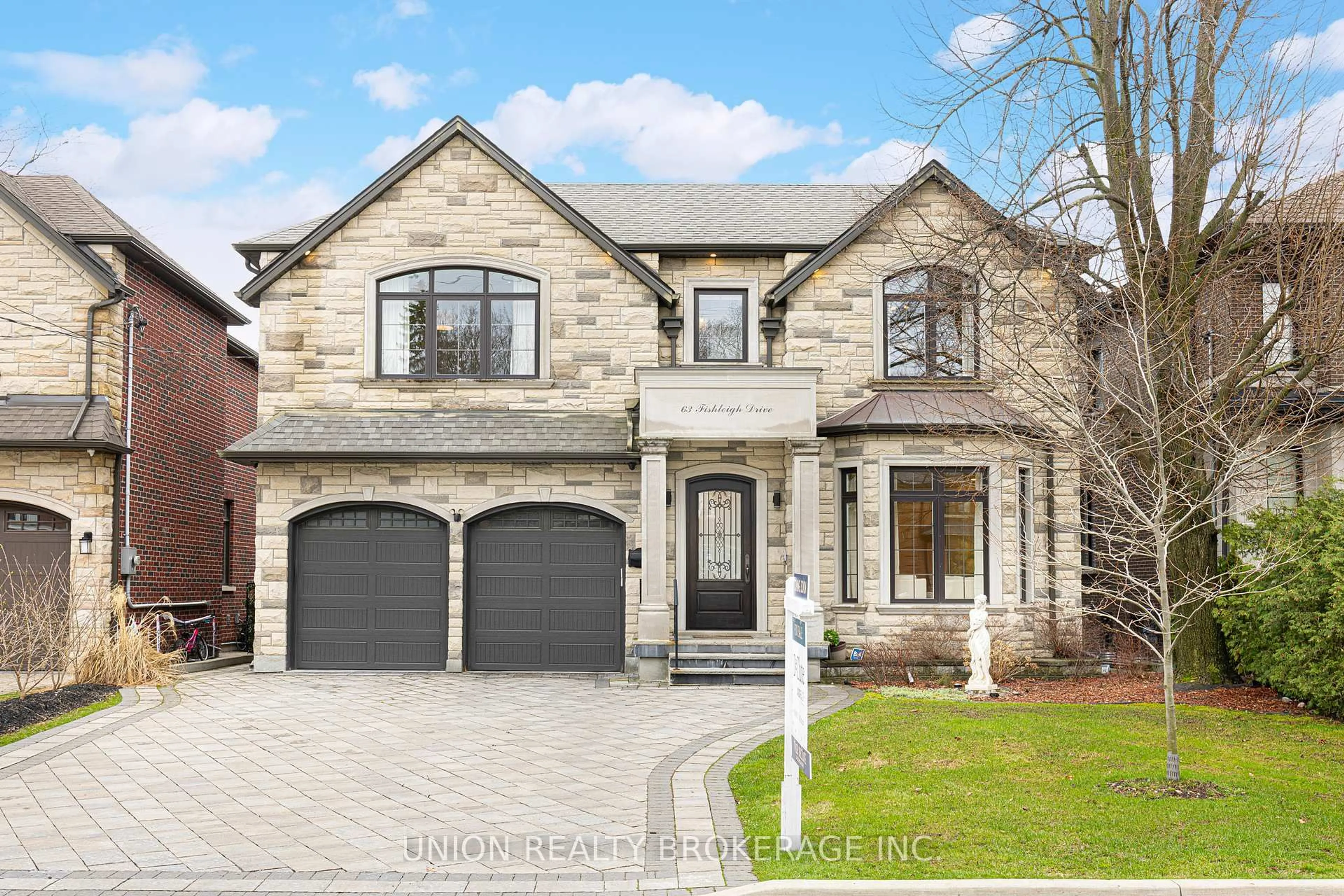 Home with brick exterior material, street for 63 Fishleigh Dr, Toronto Ontario M1N 1H3