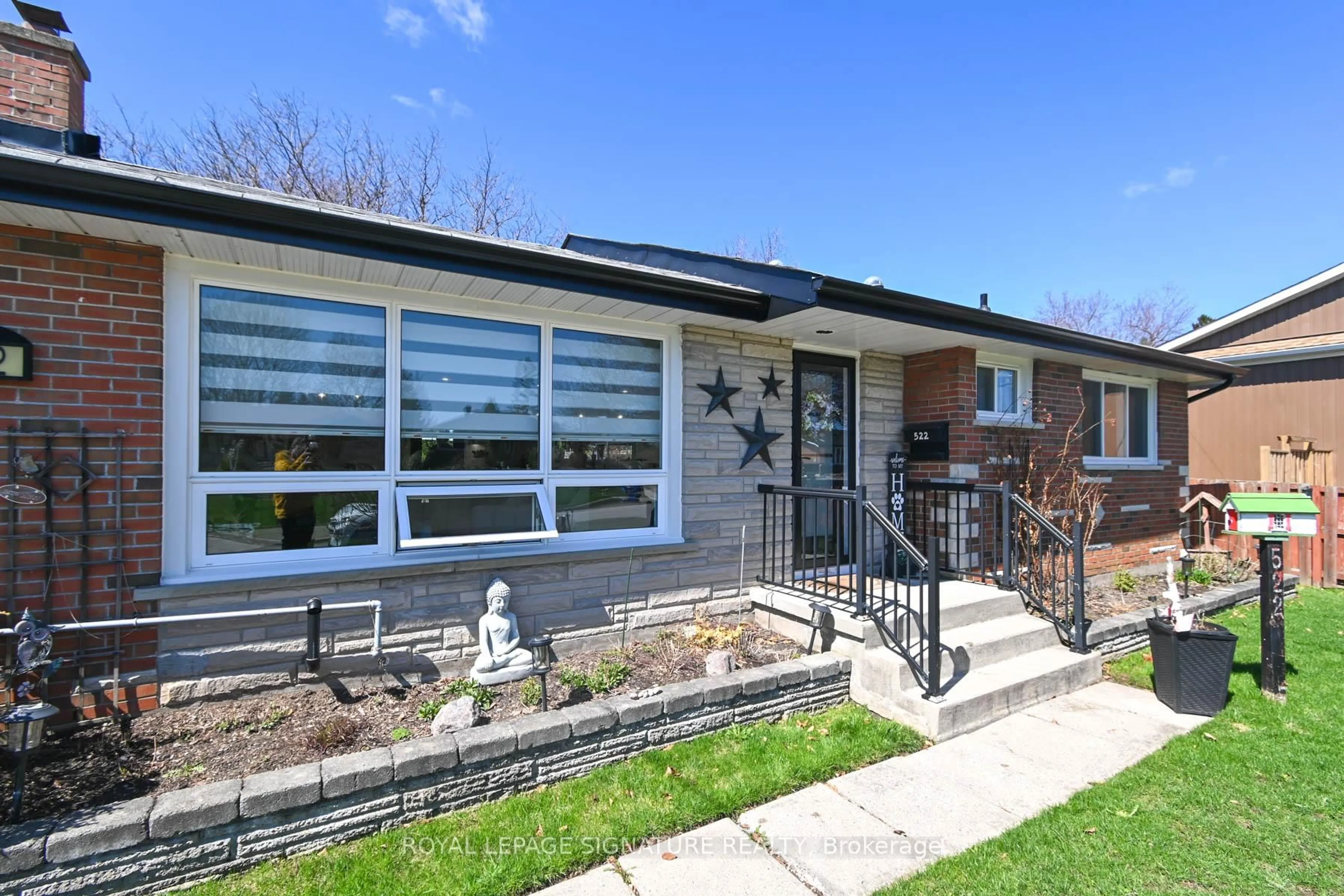 Home with brick exterior material, street for 522 Rosmere St, Oshawa Ontario L1J 5H6