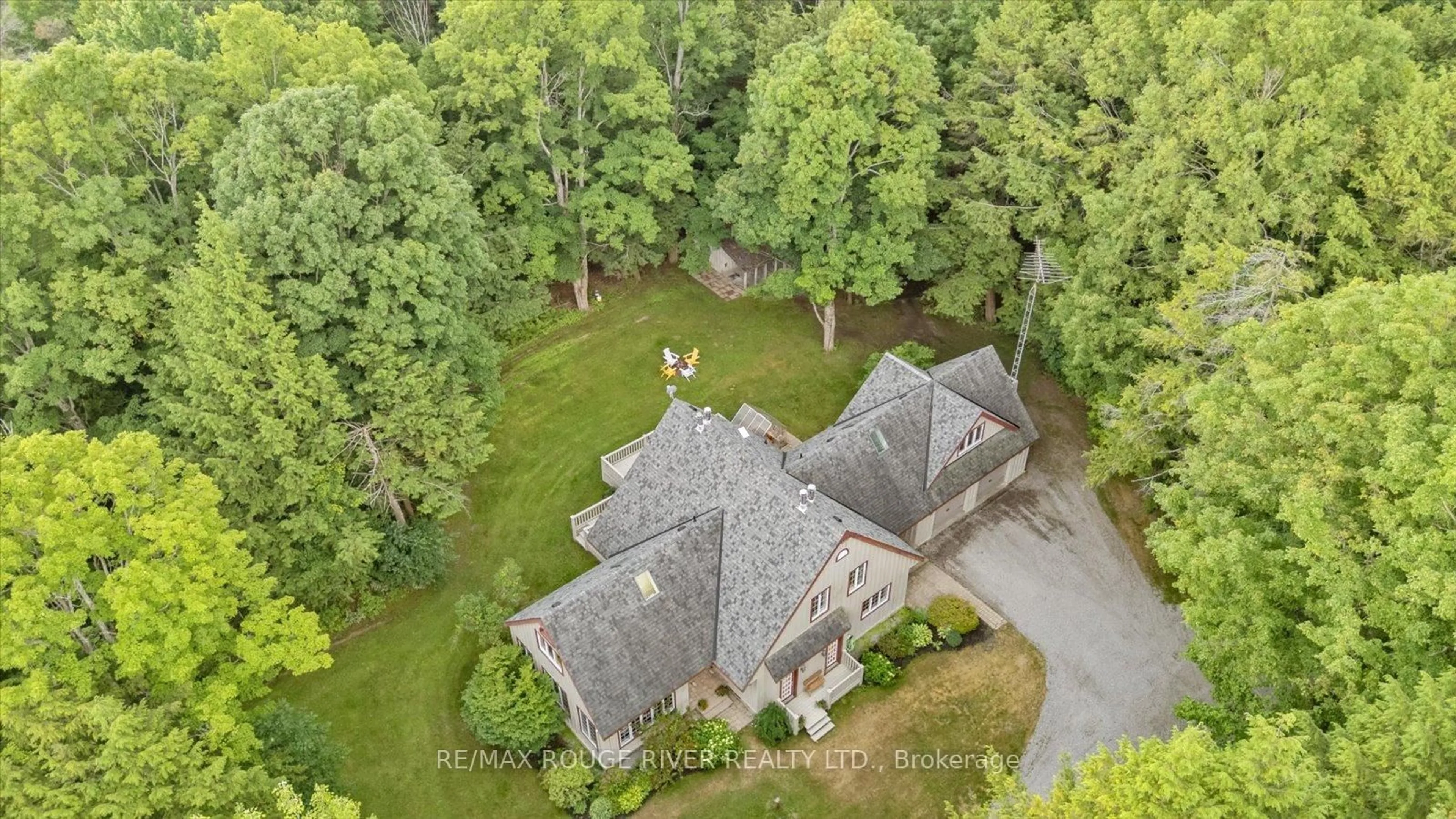 A pic from outside/outdoor area/front of a property/back of a property/a pic from drone, unknown for 6954 Shiloh Rd, Clarington Ontario L0A 1J0
