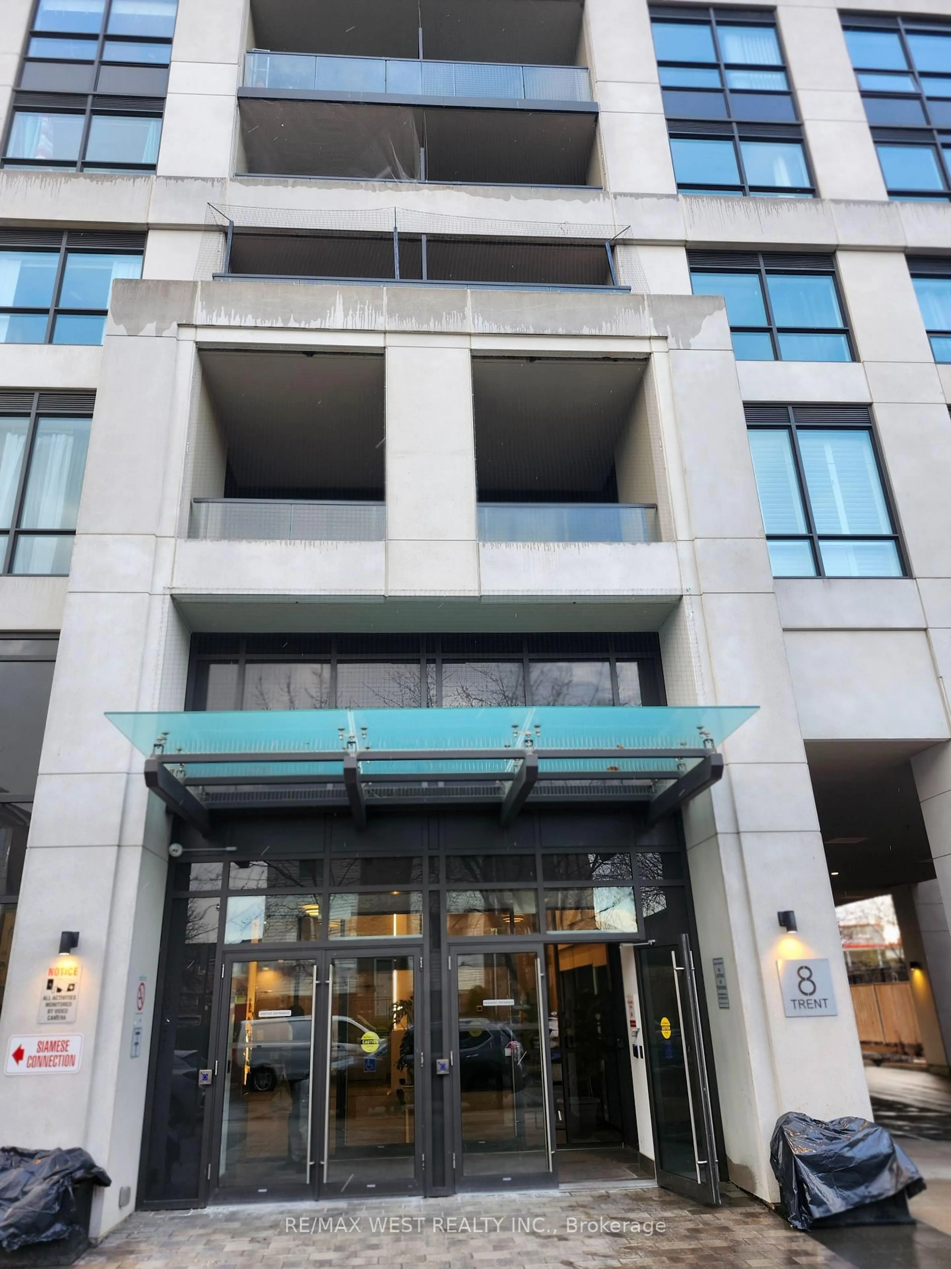 Indoor foyer for 8 Trent Ave #426, Toronto Ontario M4C 0A6