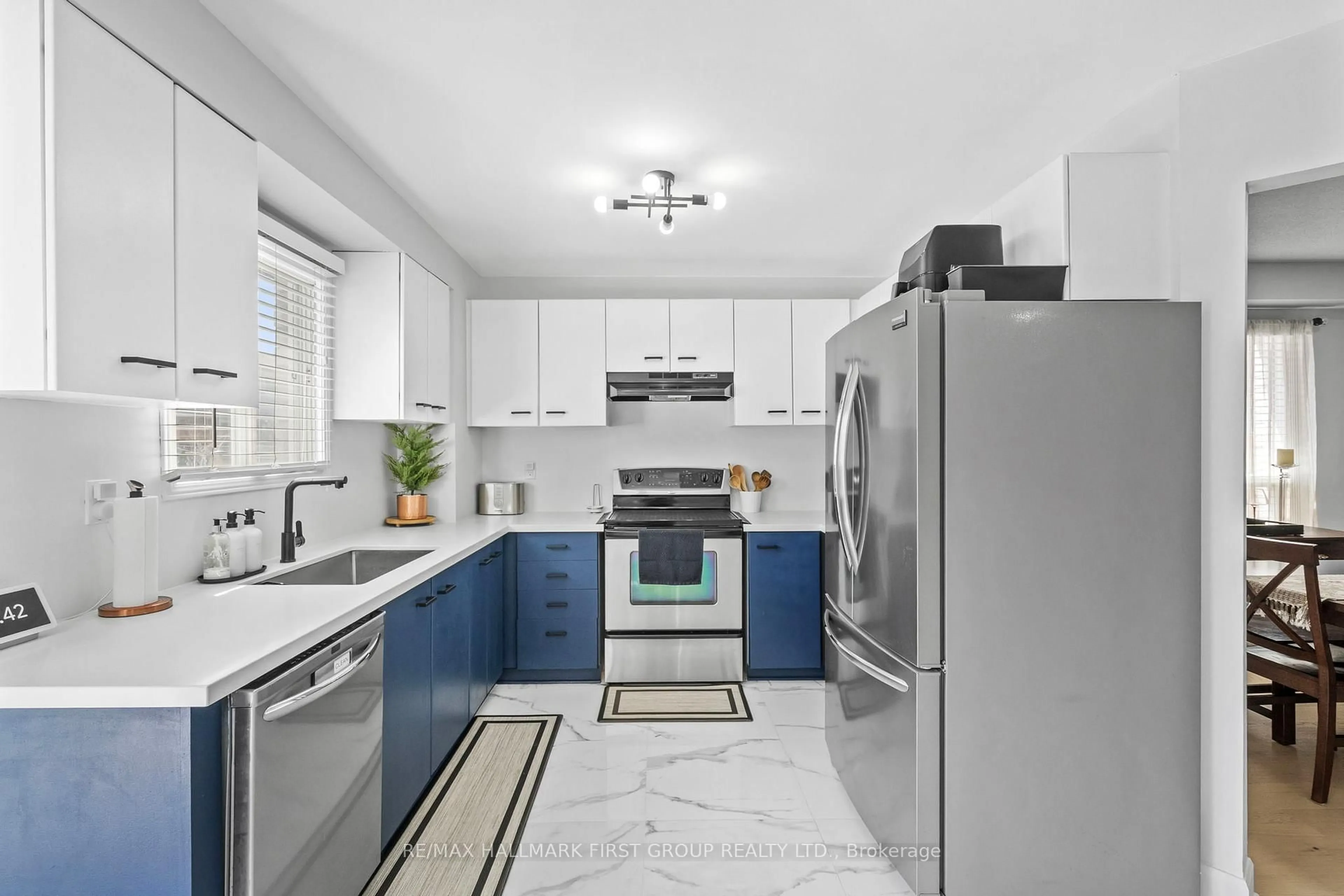 Open concept kitchen, ceramic/tile floor for 1321 Anton Sq, Pickering Ontario L1V 5S7